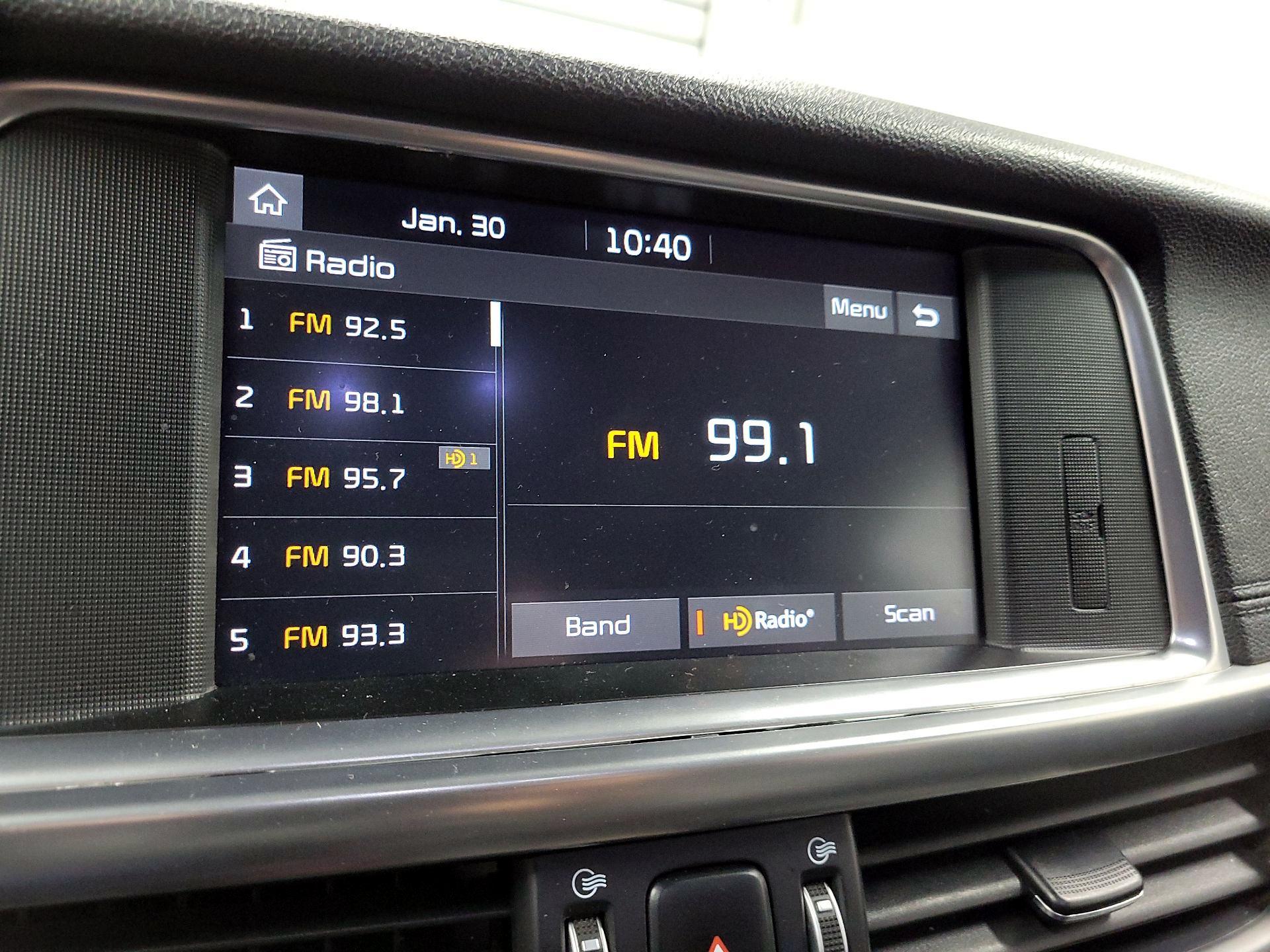 Thumbnail: 2019 Kia Optima - 16