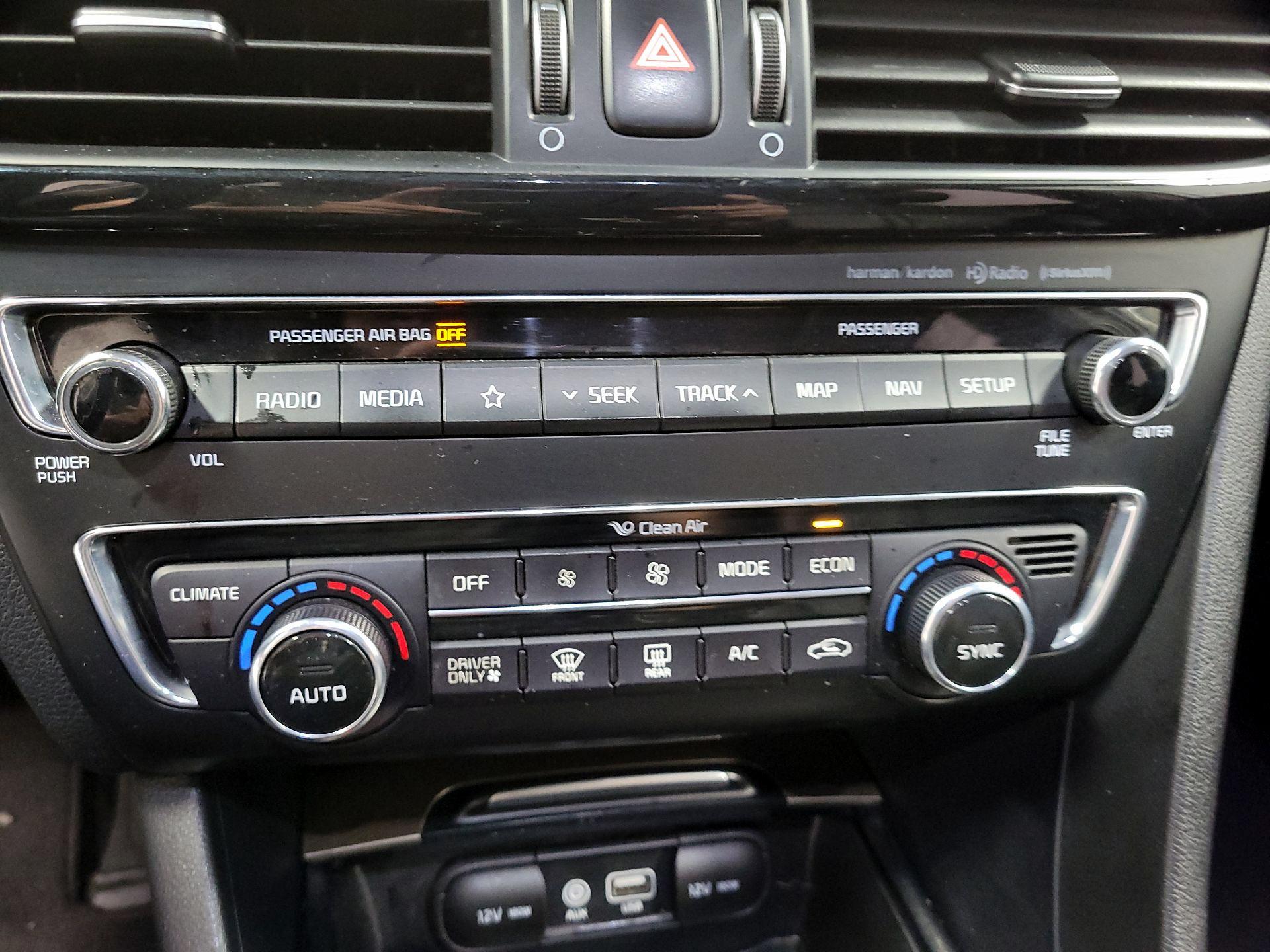 Thumbnail: 2019 Kia Optima - 17