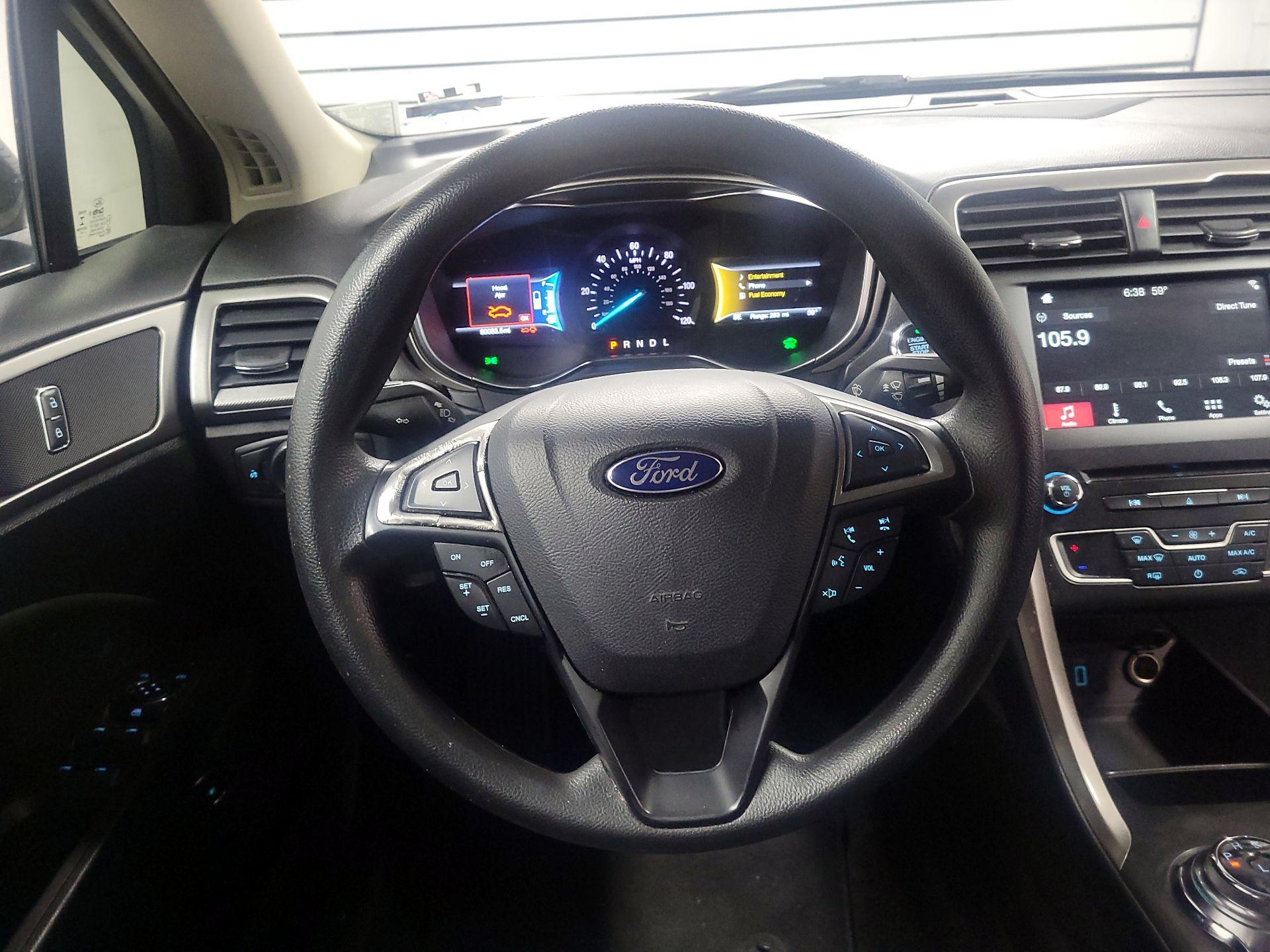 Thumbnail: 2018 Ford Fusion - 10