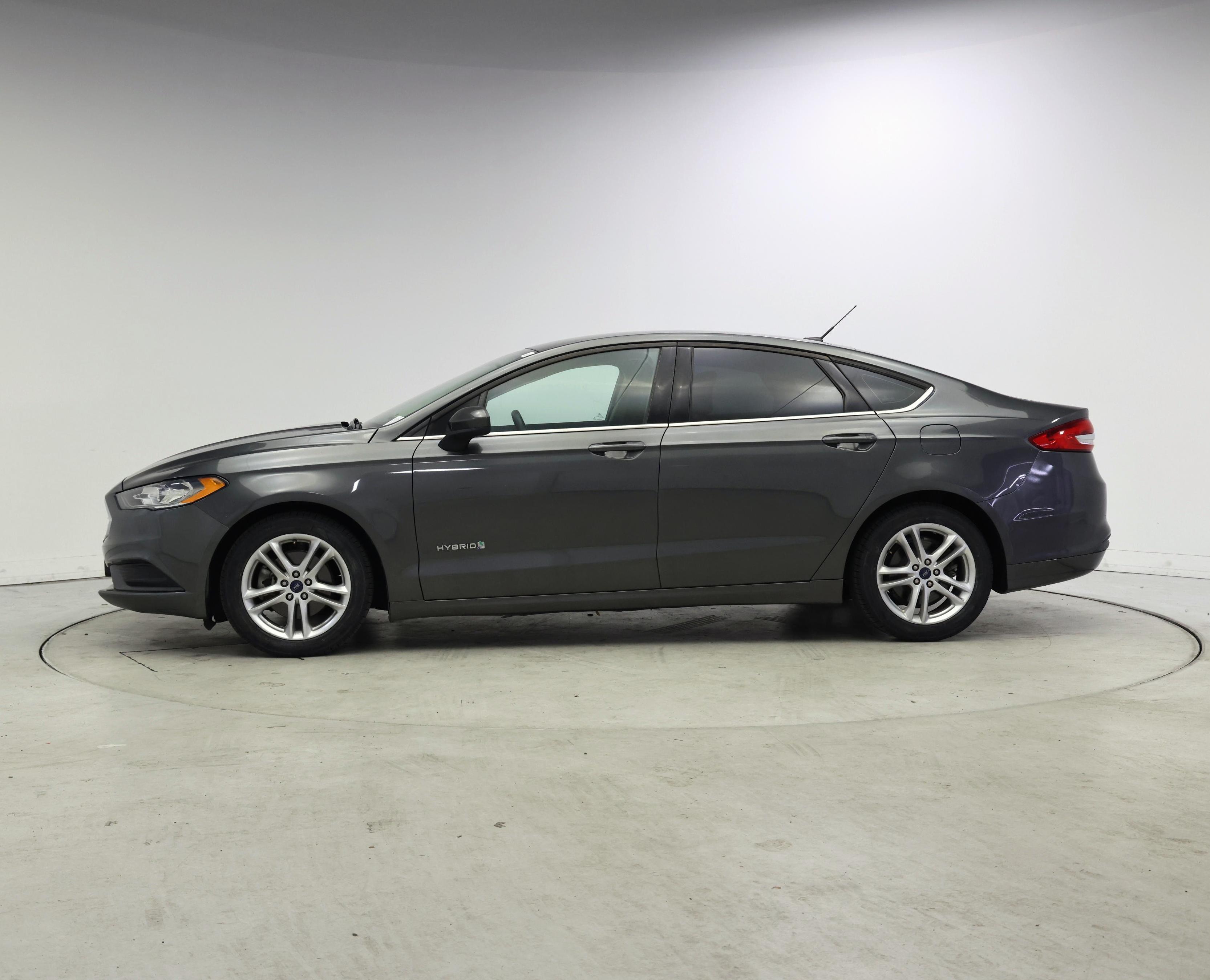 Thumbnail: 2018 Ford Fusion - 3