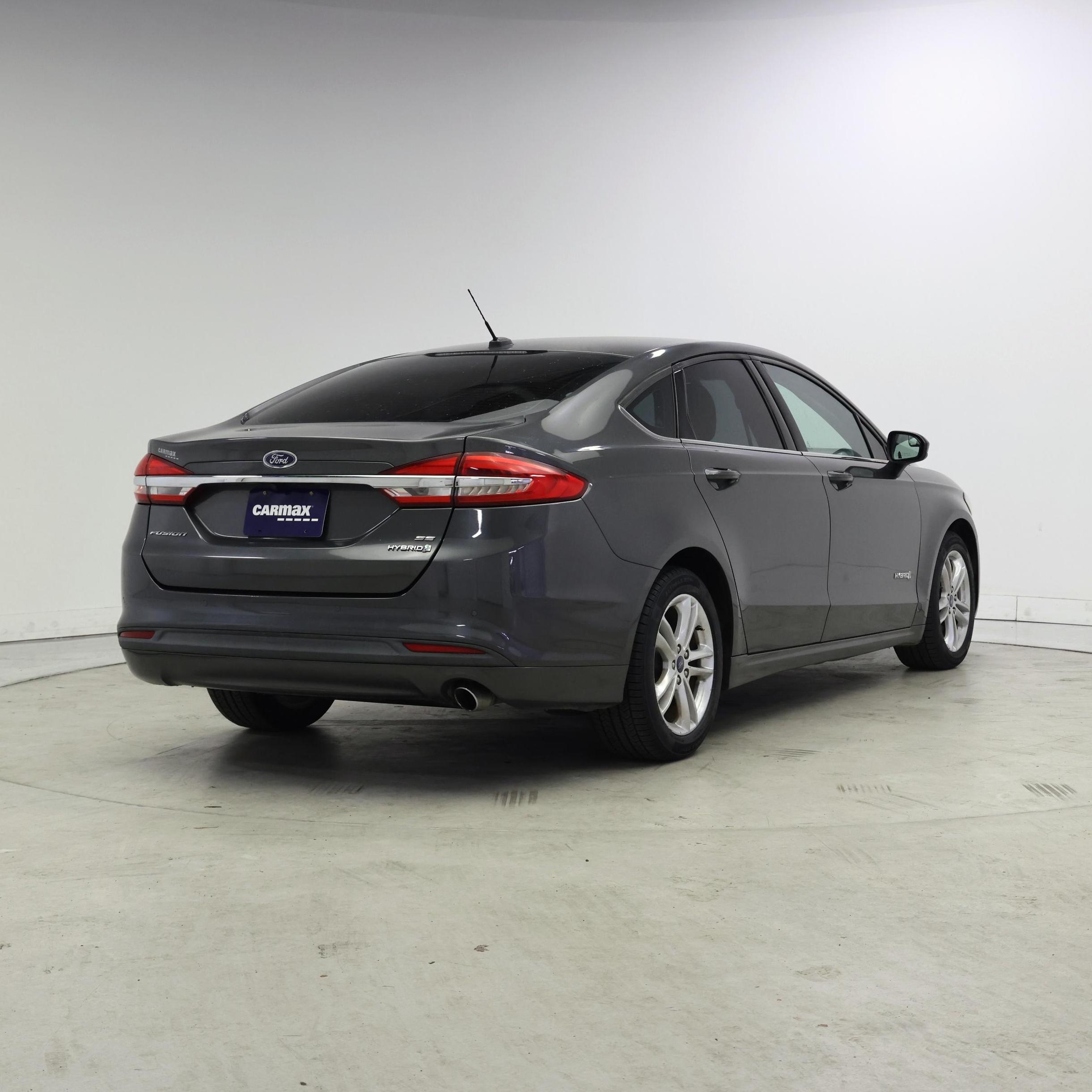 Thumbnail: 2018 Ford Fusion - 8