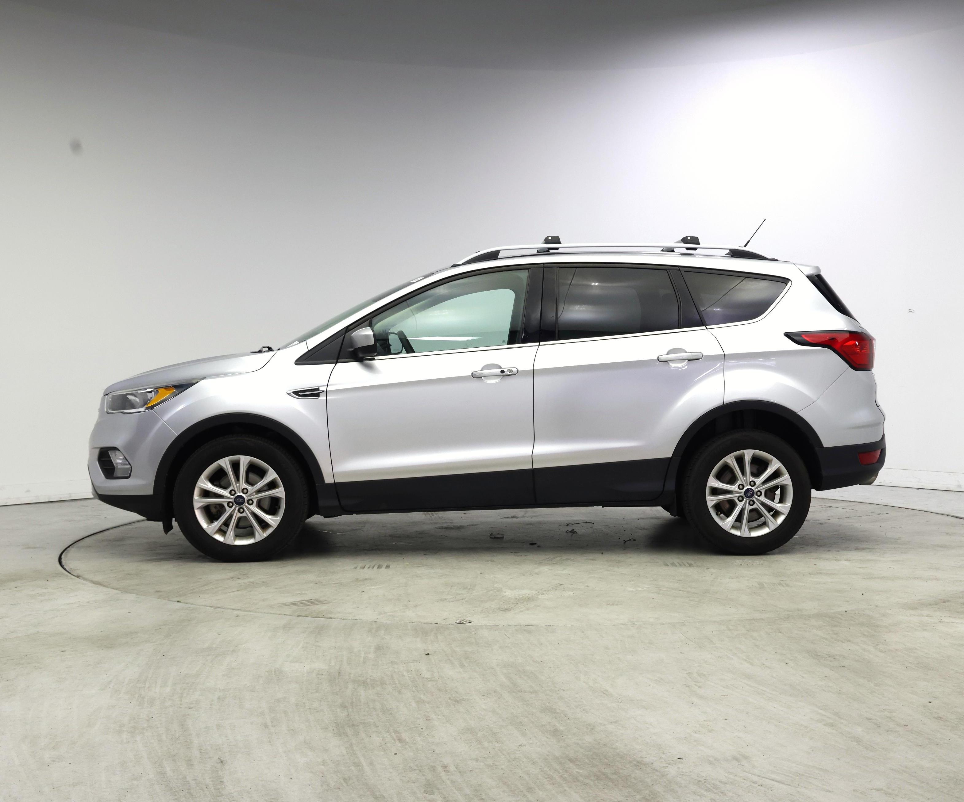 Thumbnail: 2019 Ford Escape - 3
