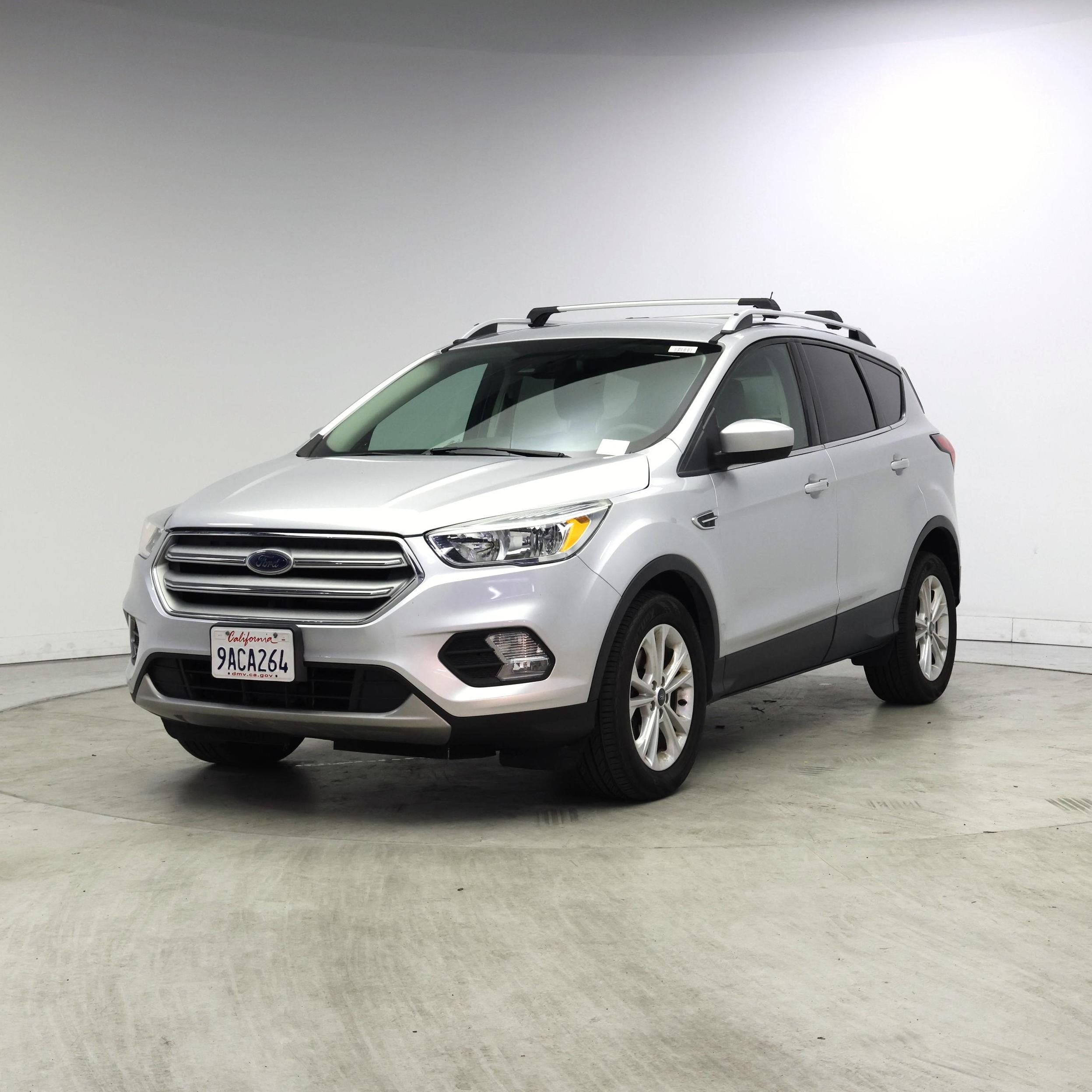 Thumbnail: 2019 Ford Escape - 4