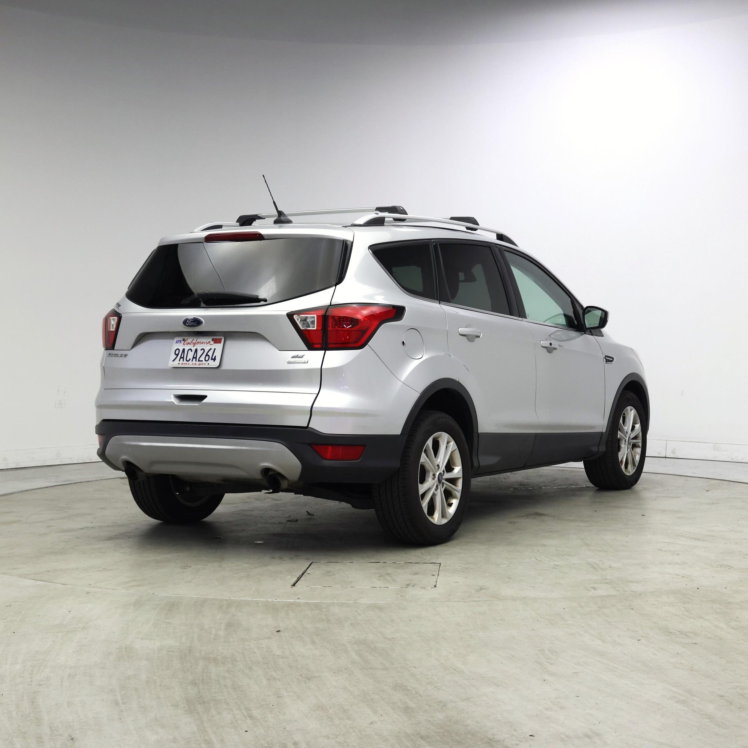 Thumbnail: 2019 Ford Escape - 8