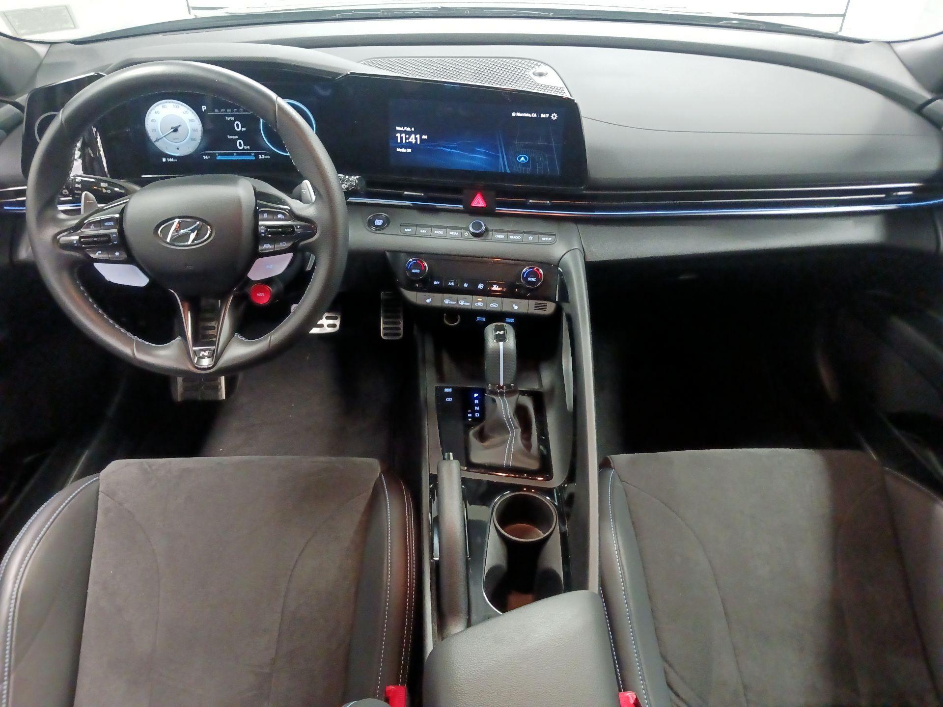 Thumbnail: 2023 Hyundai Elantra - 9