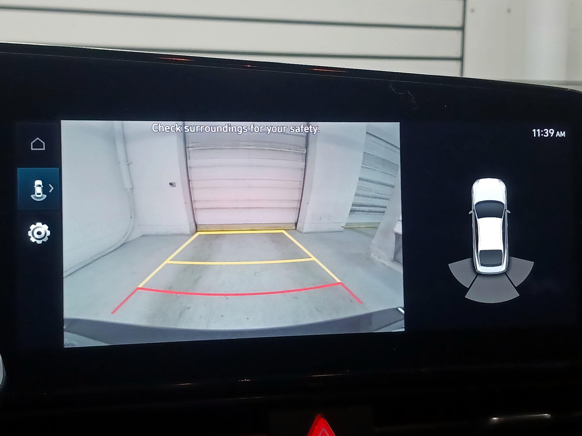 Thumbnail: 2023 Hyundai Elantra - 14