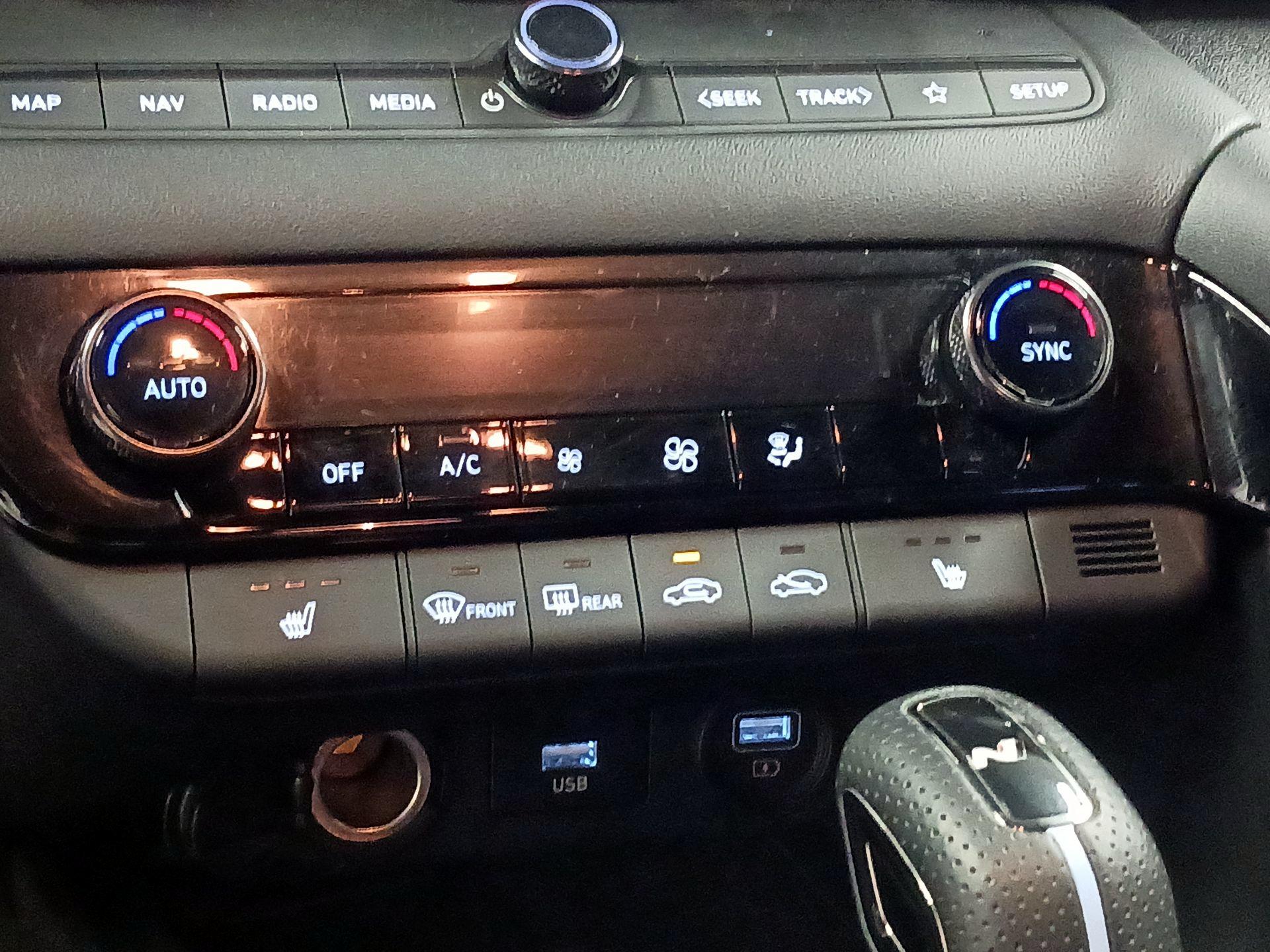 Thumbnail: 2023 Hyundai Elantra - 16