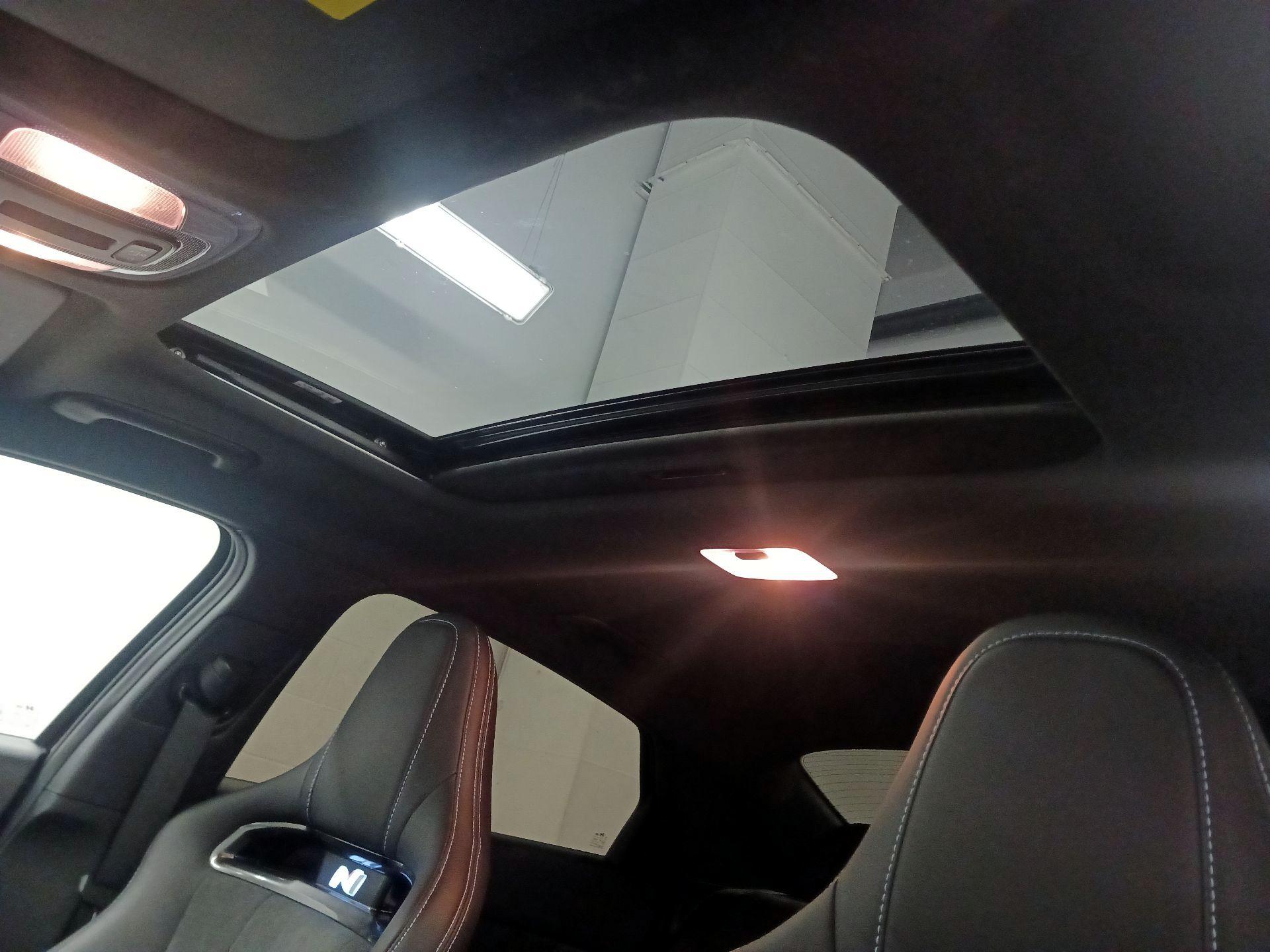 Thumbnail: 2023 Hyundai Elantra - 19