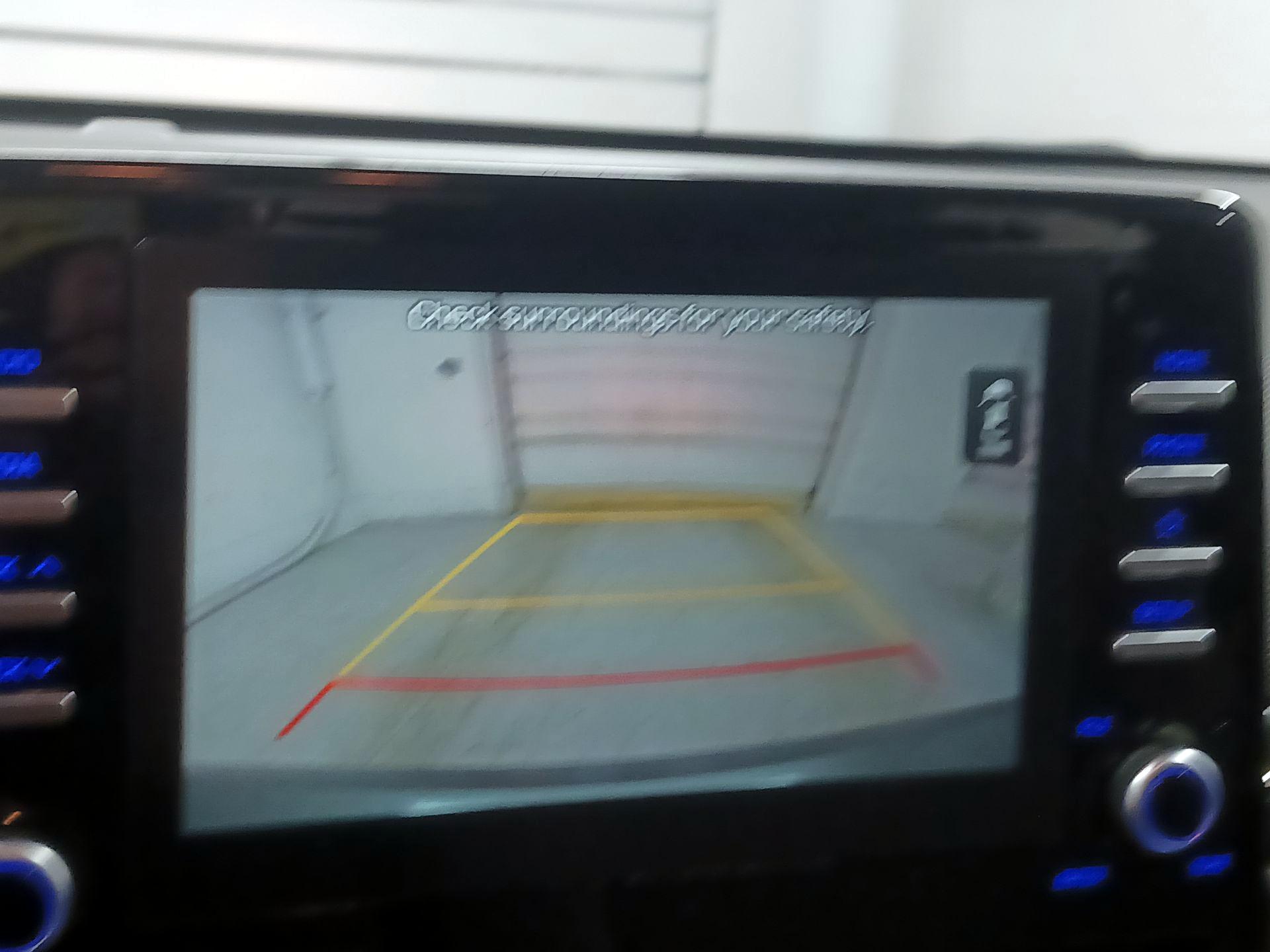 Thumbnail: 2020 Hyundai Ioniq - 13