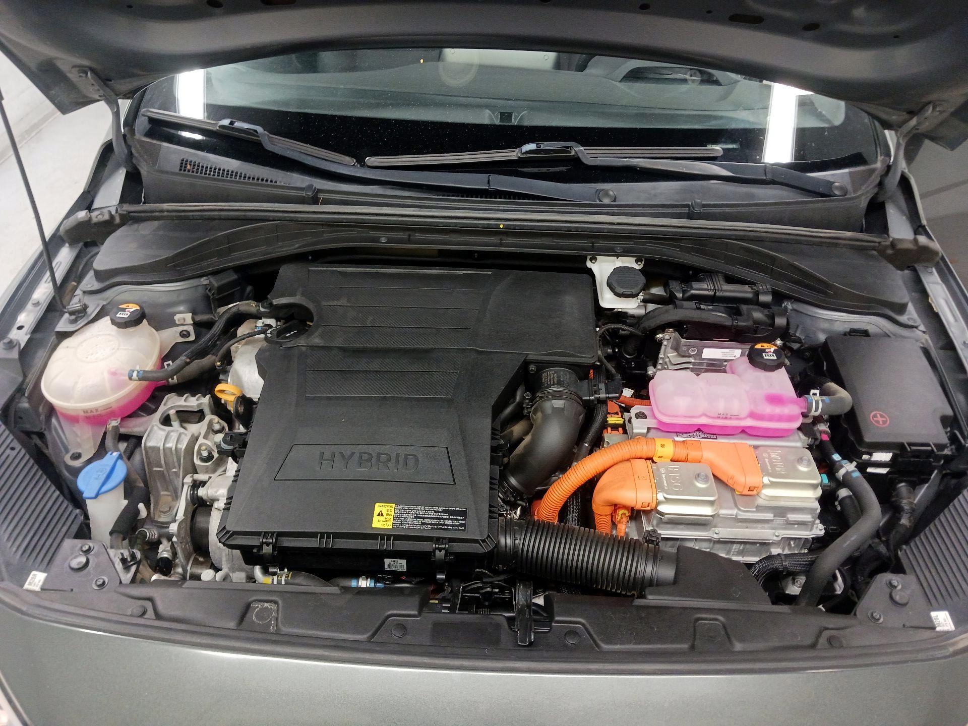 Thumbnail: 2020 Hyundai Ioniq - 19