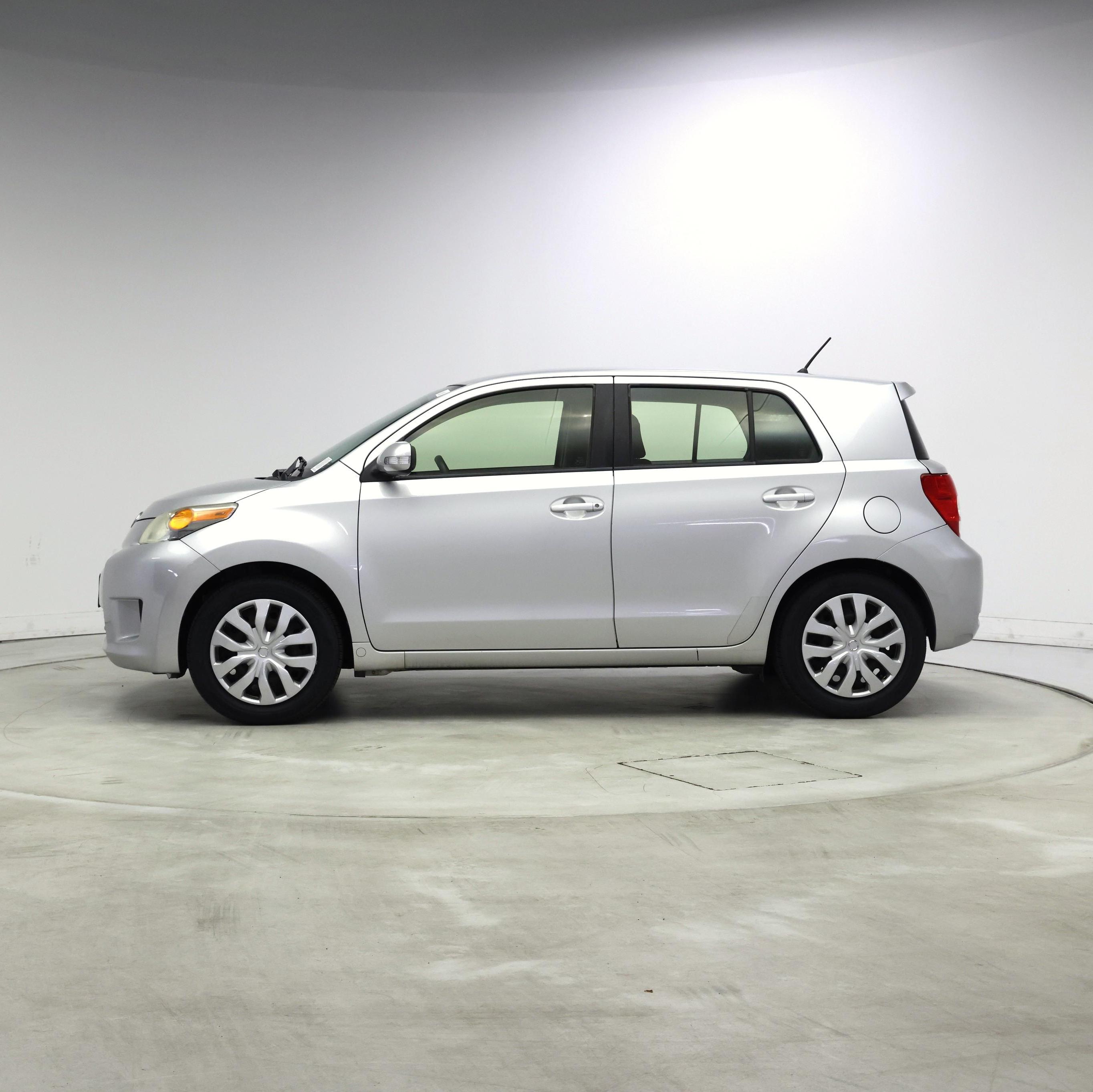 Thumbnail: 2014 Scion xD - 3