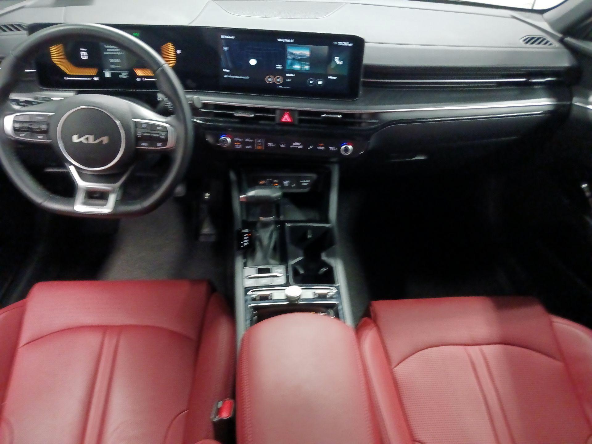 Thumbnail: 2025 Kia K5 - 9