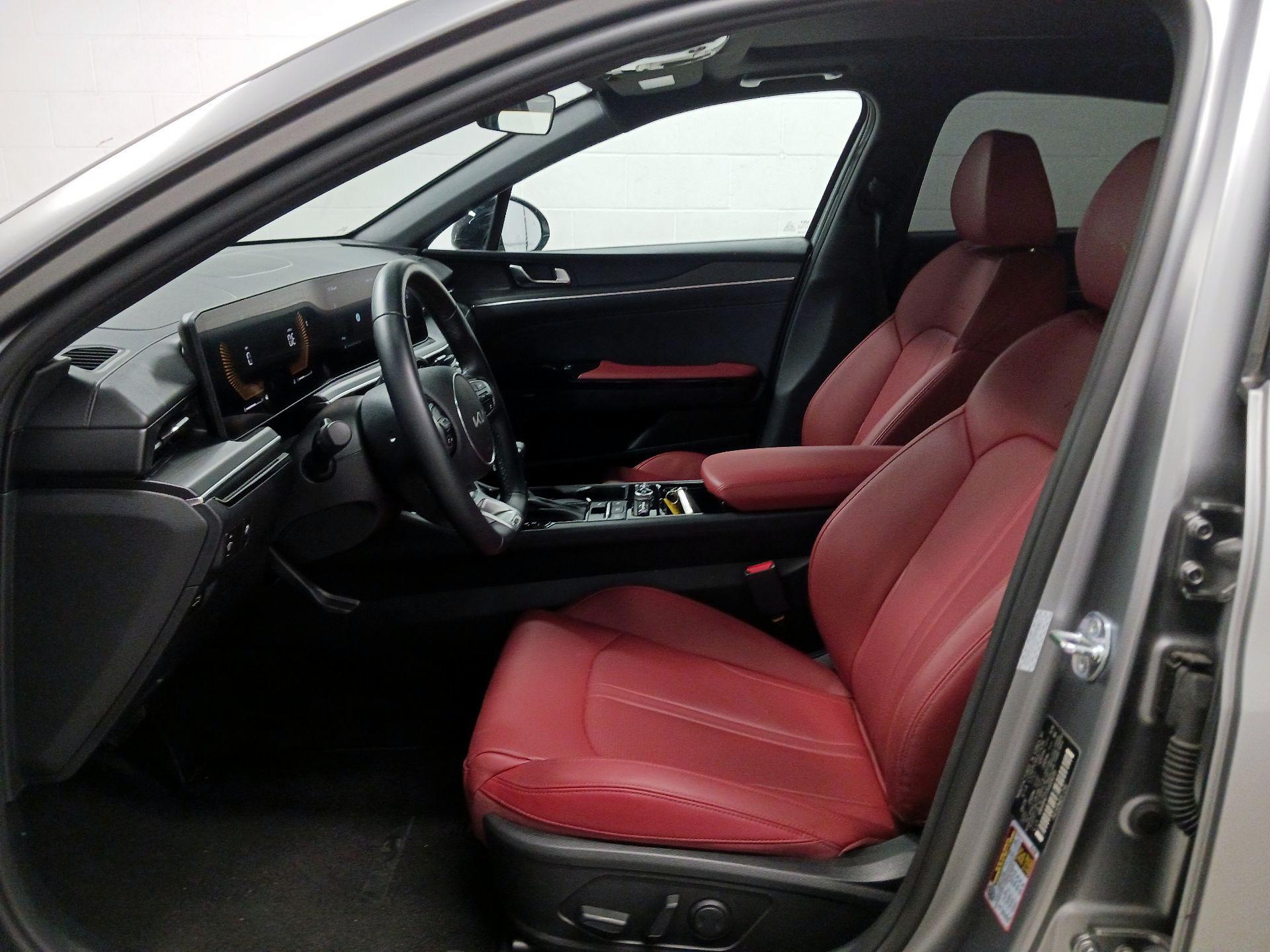 Thumbnail: 2025 Kia K5 - 11