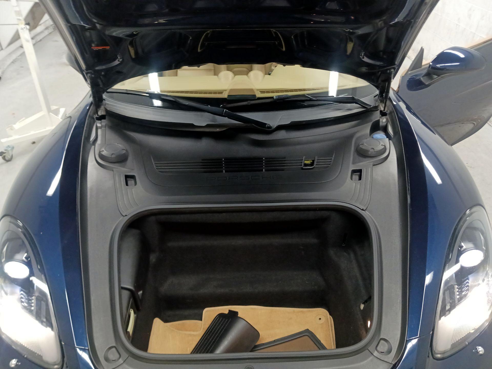 Thumbnail: 2017 Porsche 718 Boxster - 20