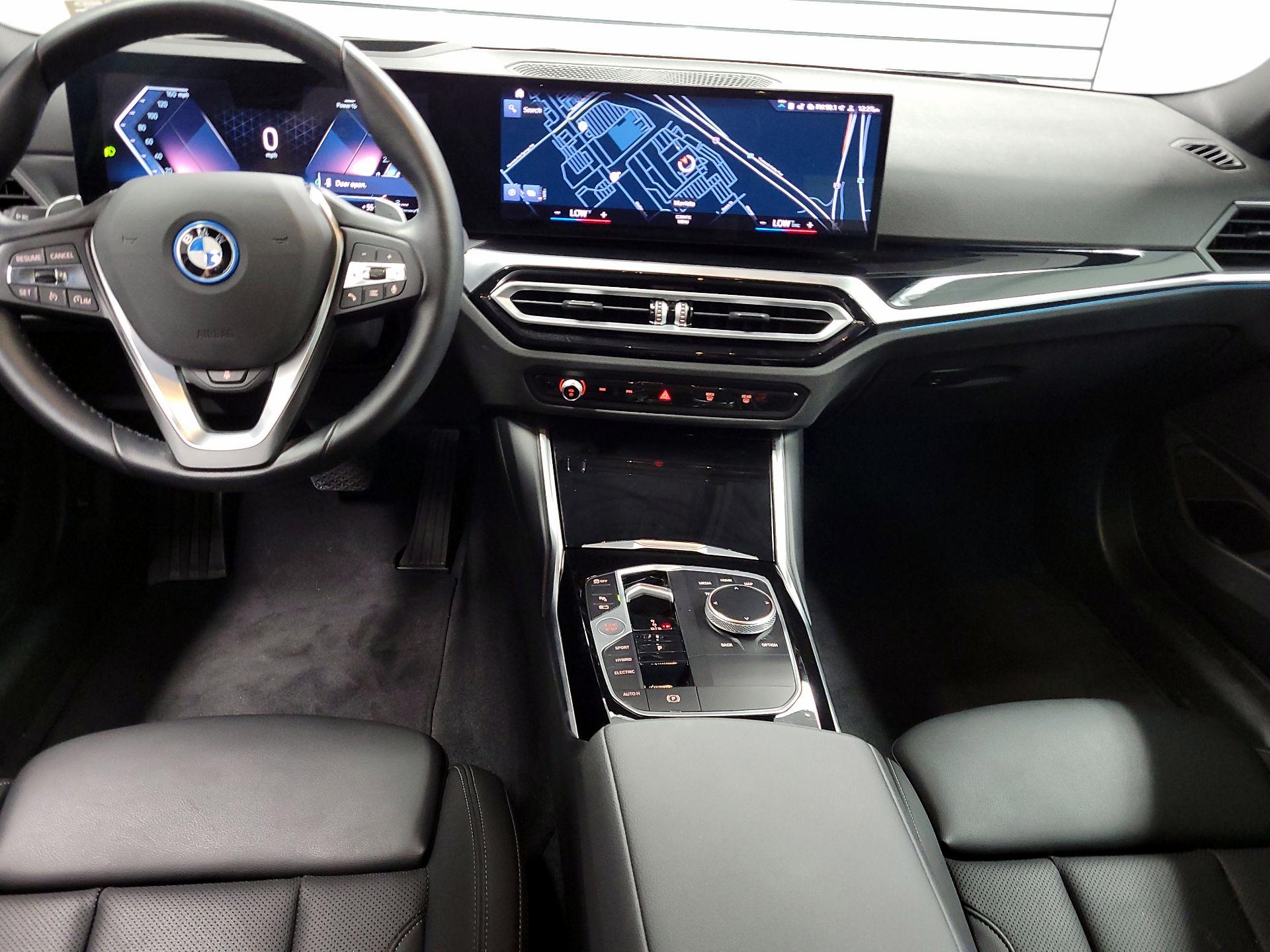 Thumbnail: 2023 BMW 3 Series - 9