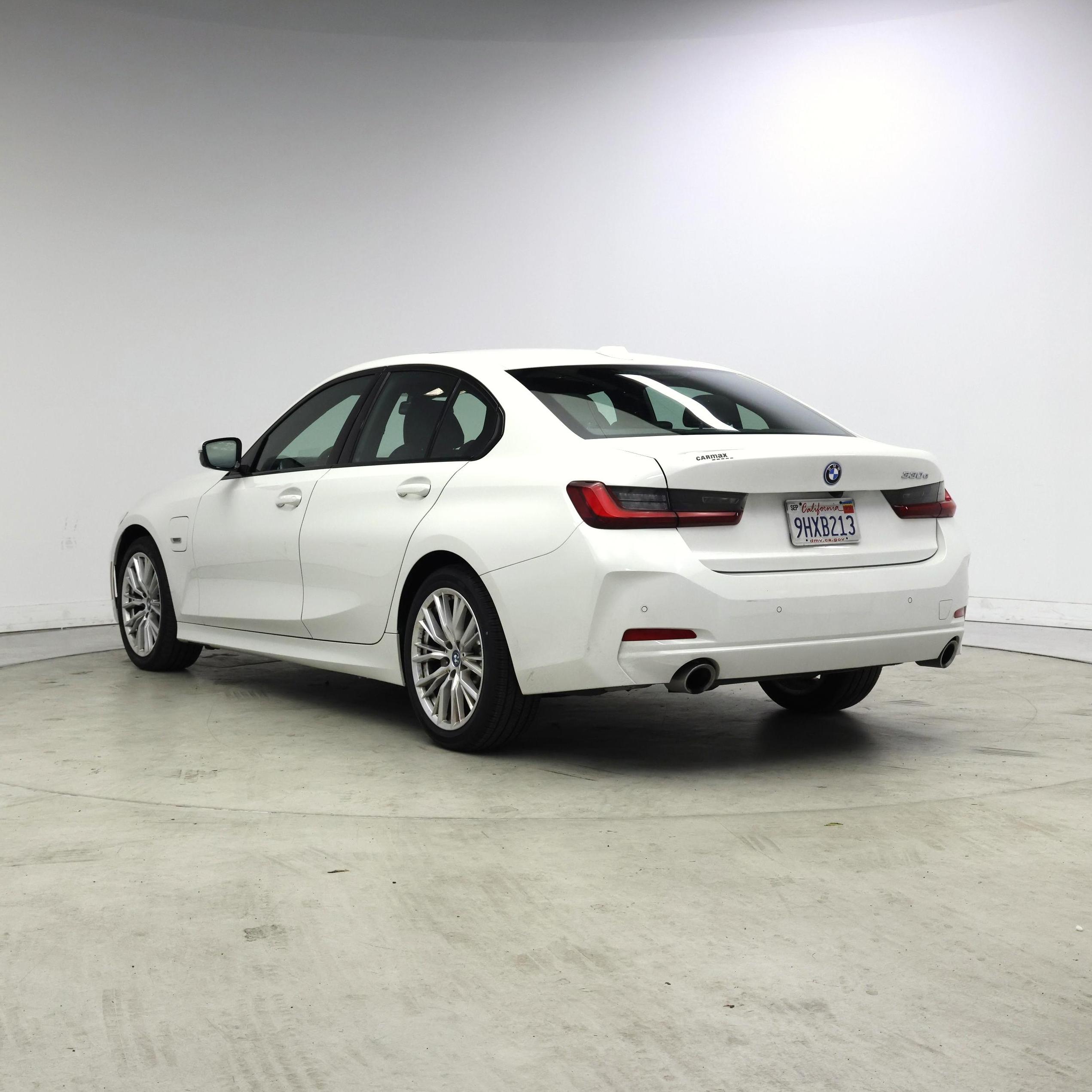 Thumbnail: 2023 BMW 3 Series - 2