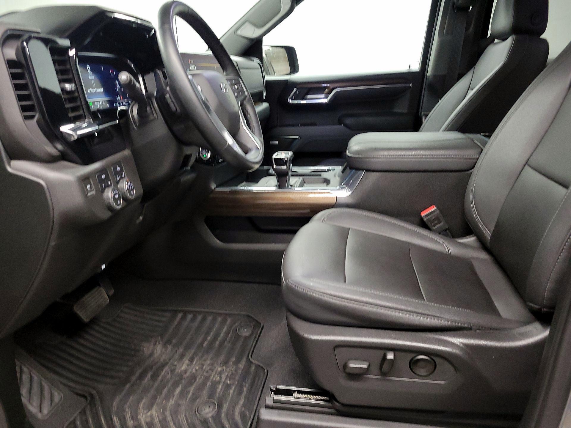 Thumbnail: 2023 Chevrolet Silverado 1500 - 11