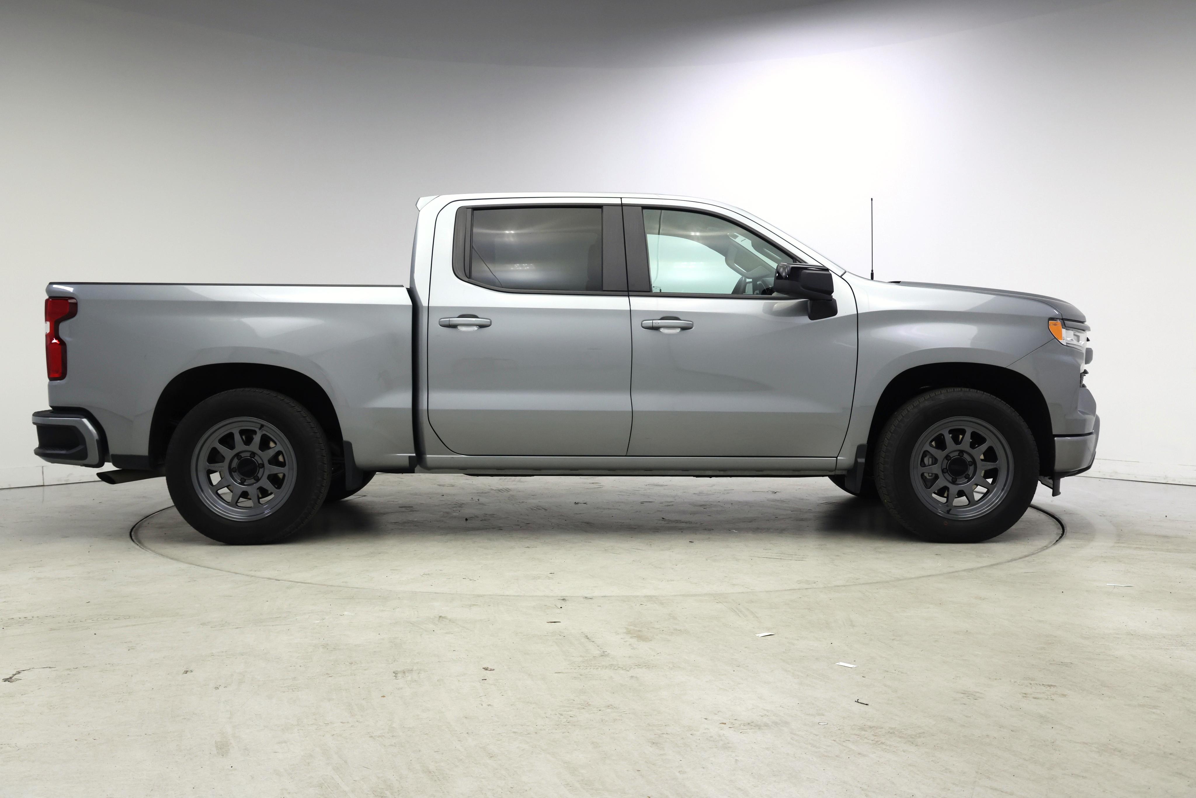 Thumbnail: 2023 Chevrolet Silverado 1500 - 7