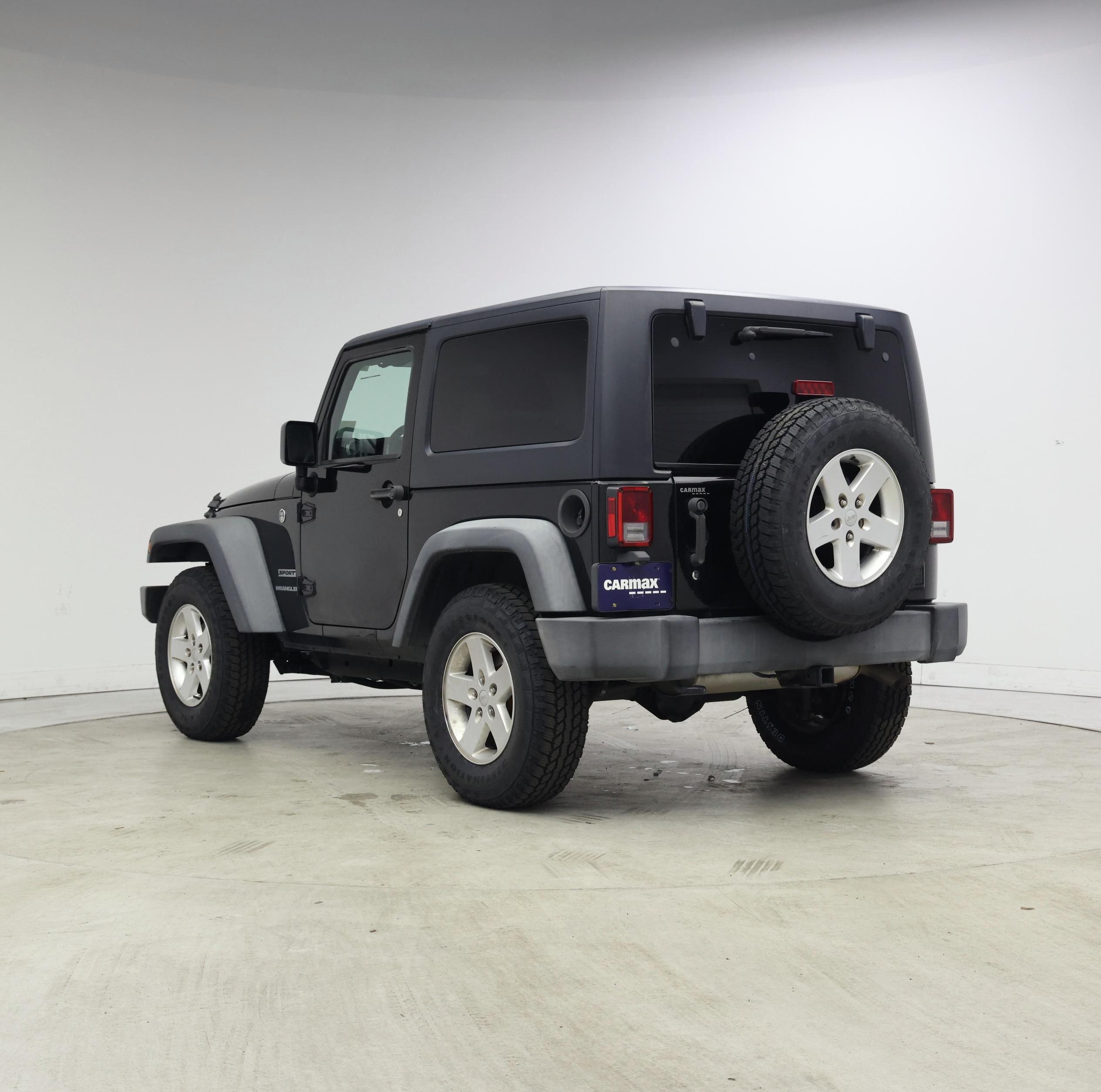 Thumbnail: 2016 Jeep Wrangler - 2