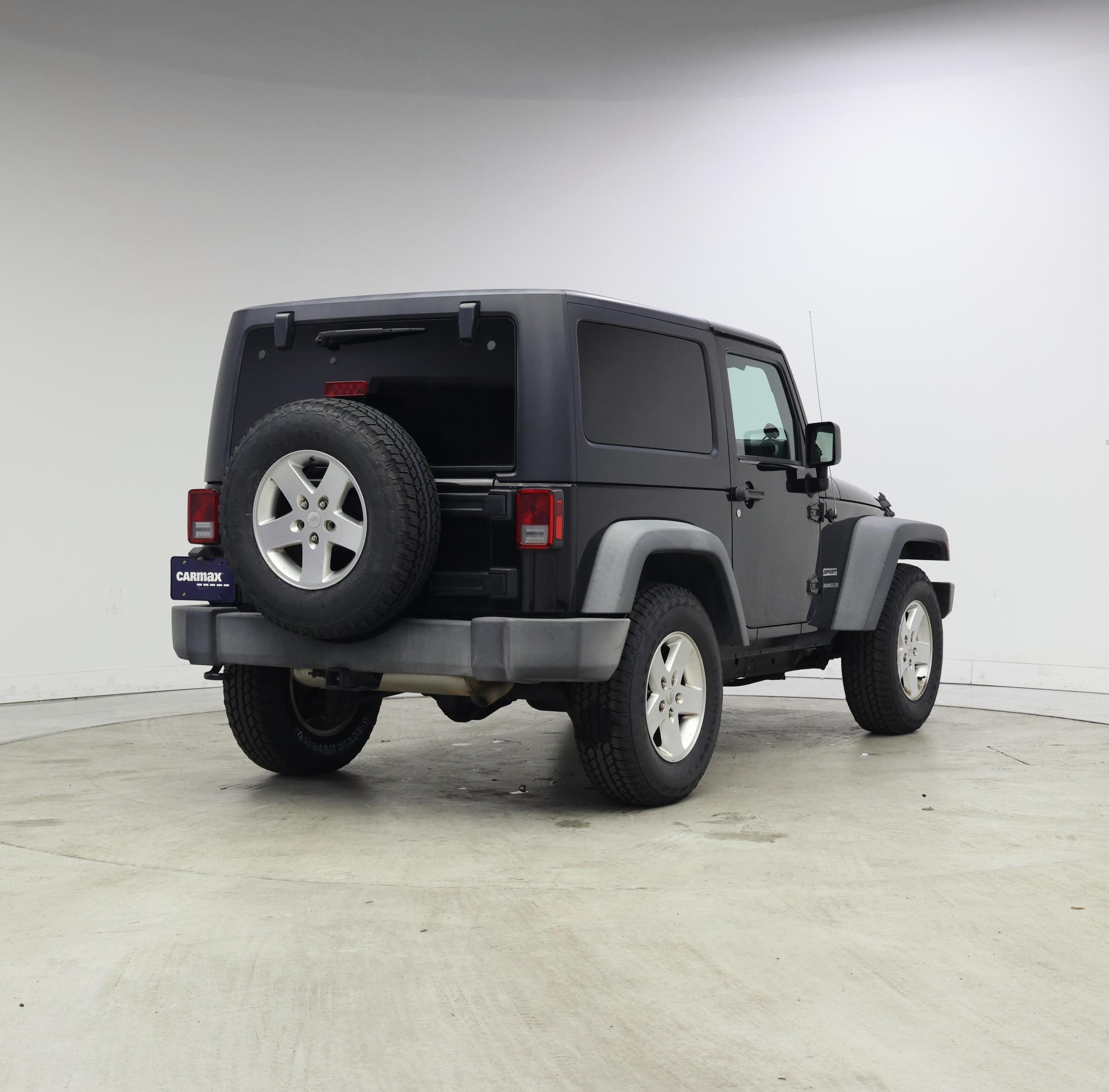 Thumbnail: 2016 Jeep Wrangler - 8