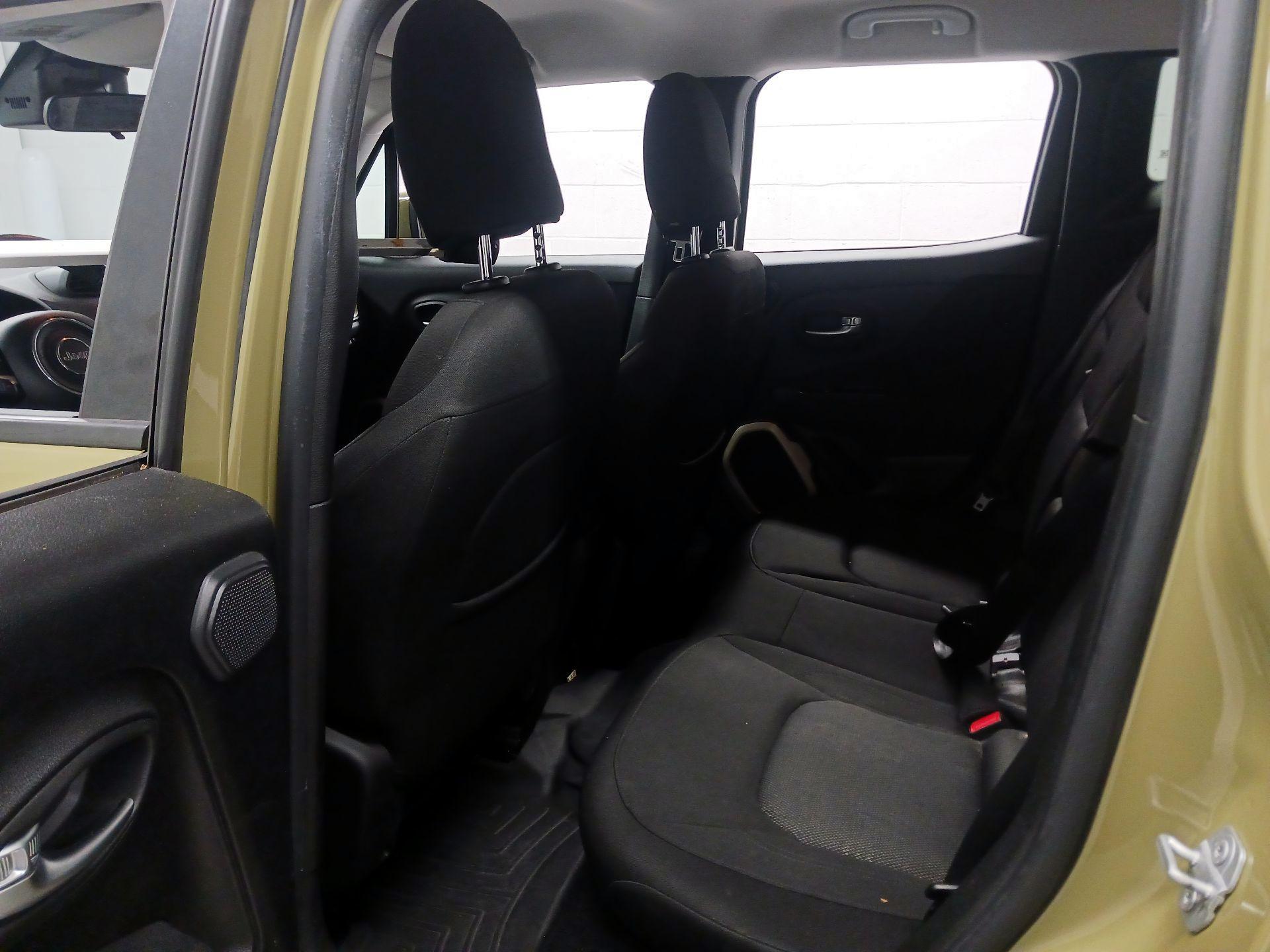 Thumbnail: 2015 Jeep Renegade - 19