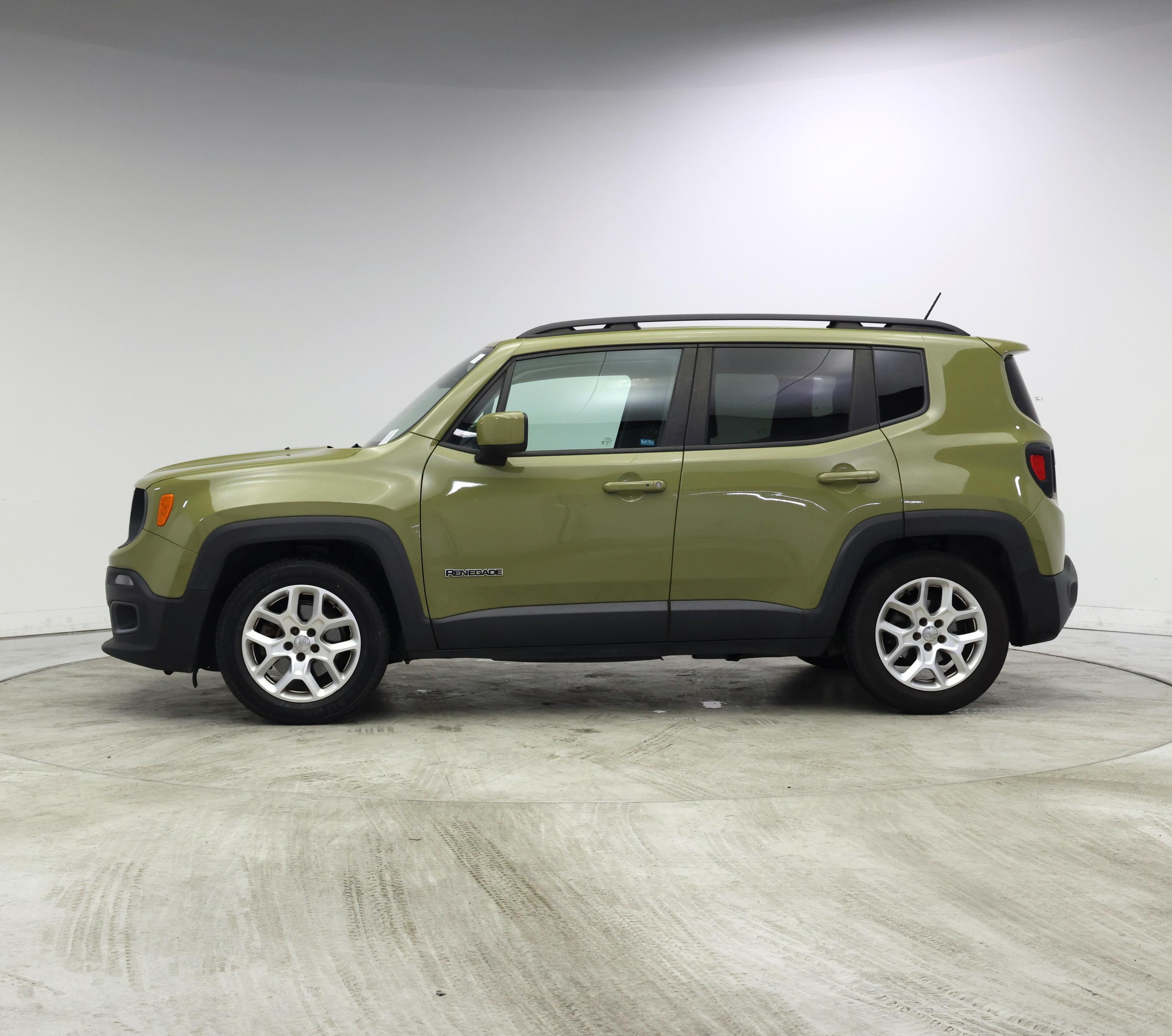 Thumbnail: 2015 Jeep Renegade - 3