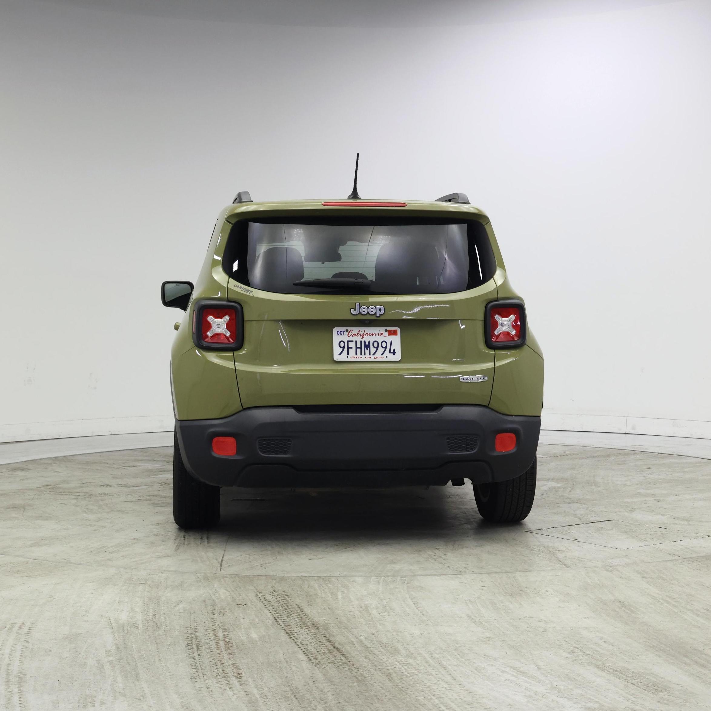 Thumbnail: 2015 Jeep Renegade - 6