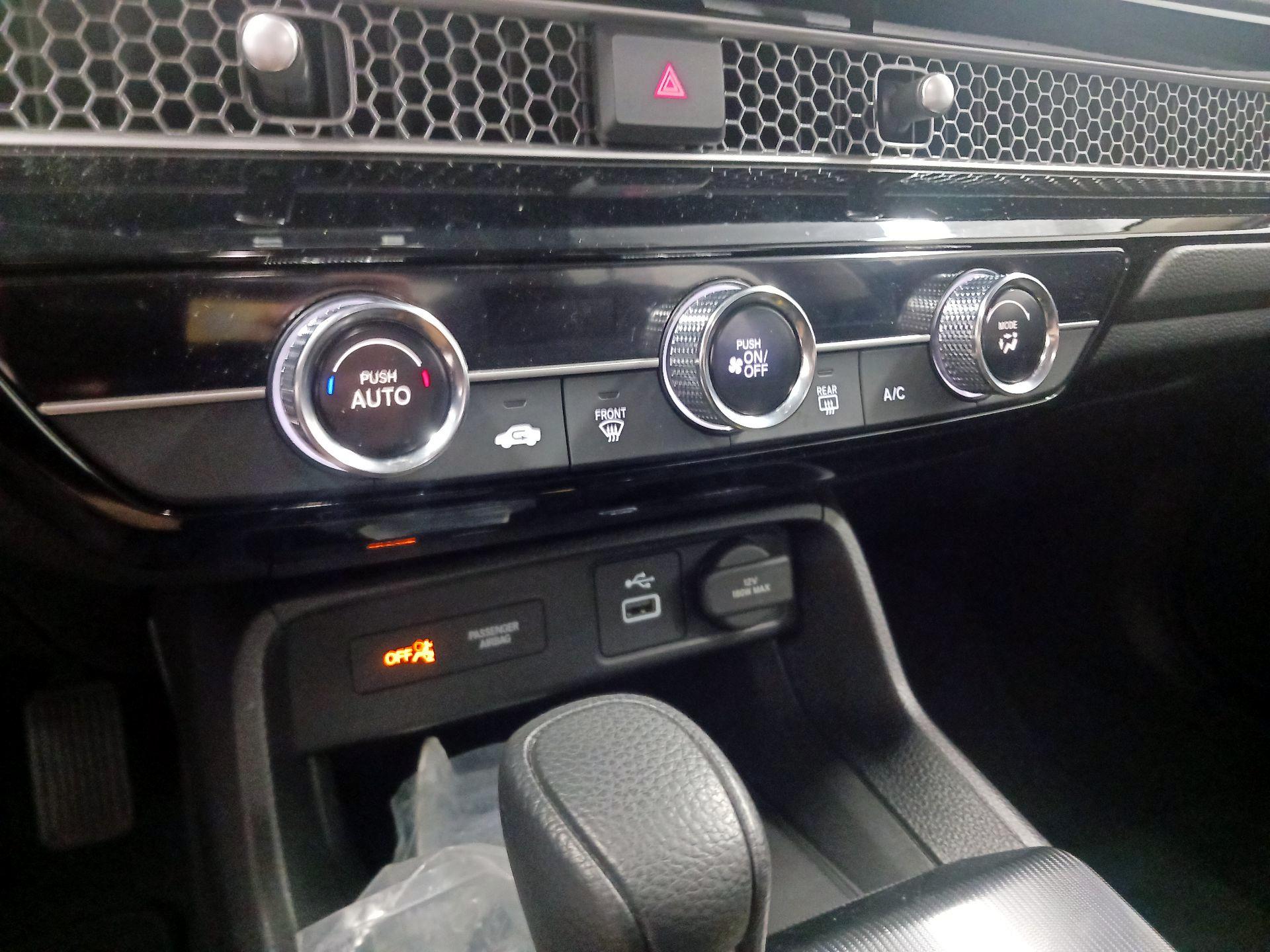 Thumbnail: 2023 Honda Civic - 15