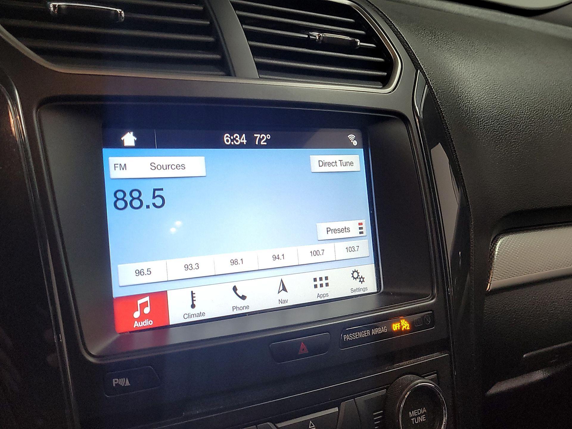 Thumbnail: 2018 Ford Explorer - 16