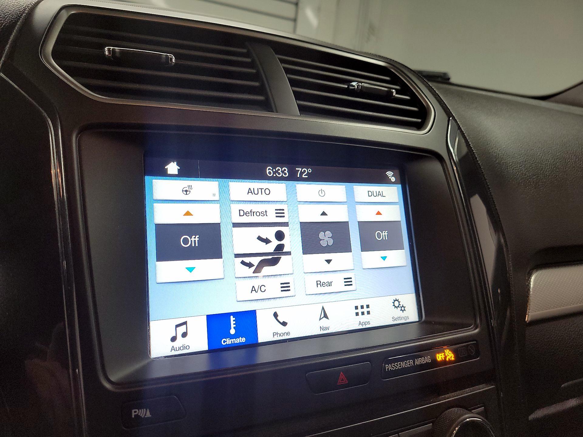 Thumbnail: 2018 Ford Explorer - 17