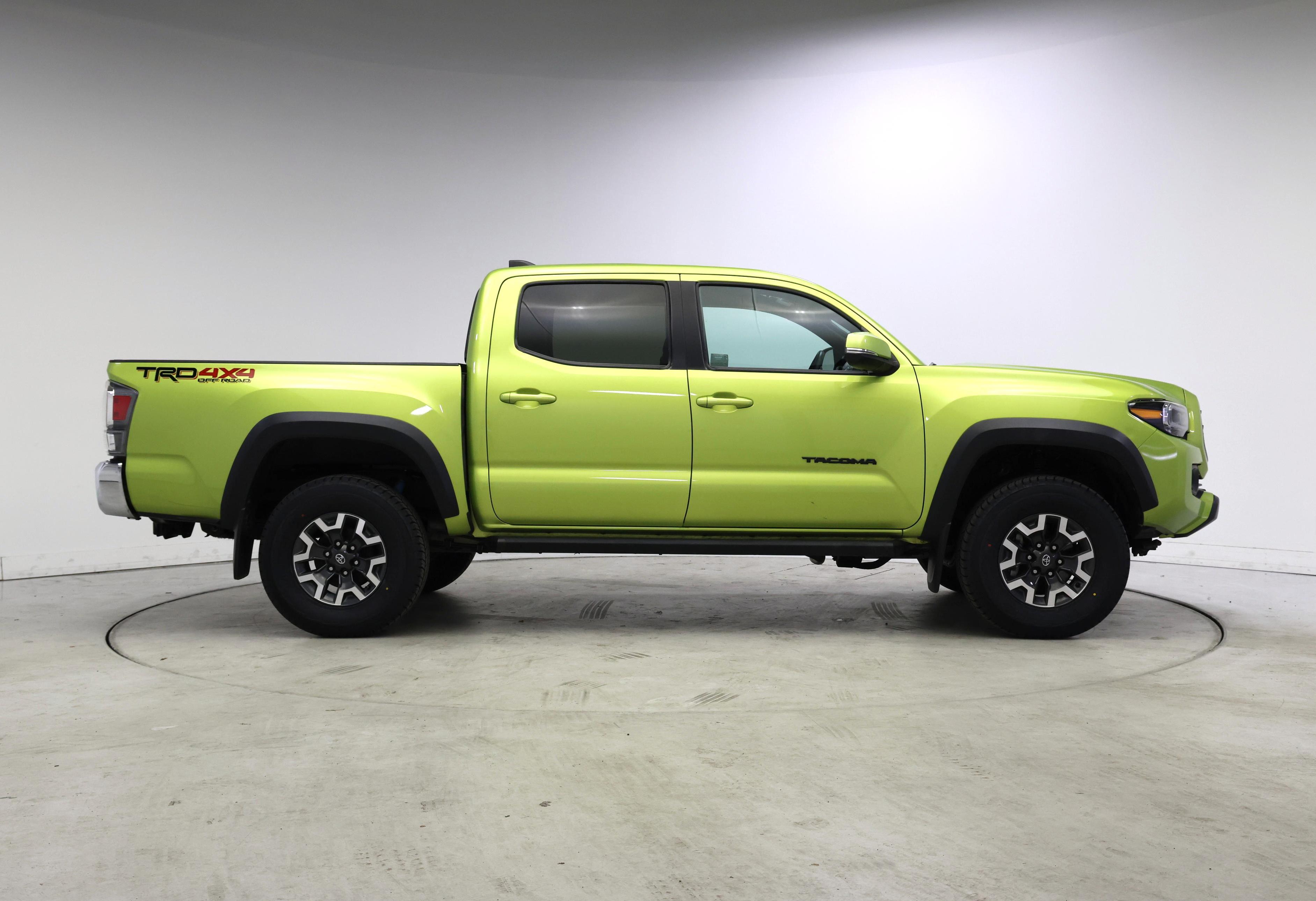 Thumbnail: 2023 Toyota Tacoma - 7