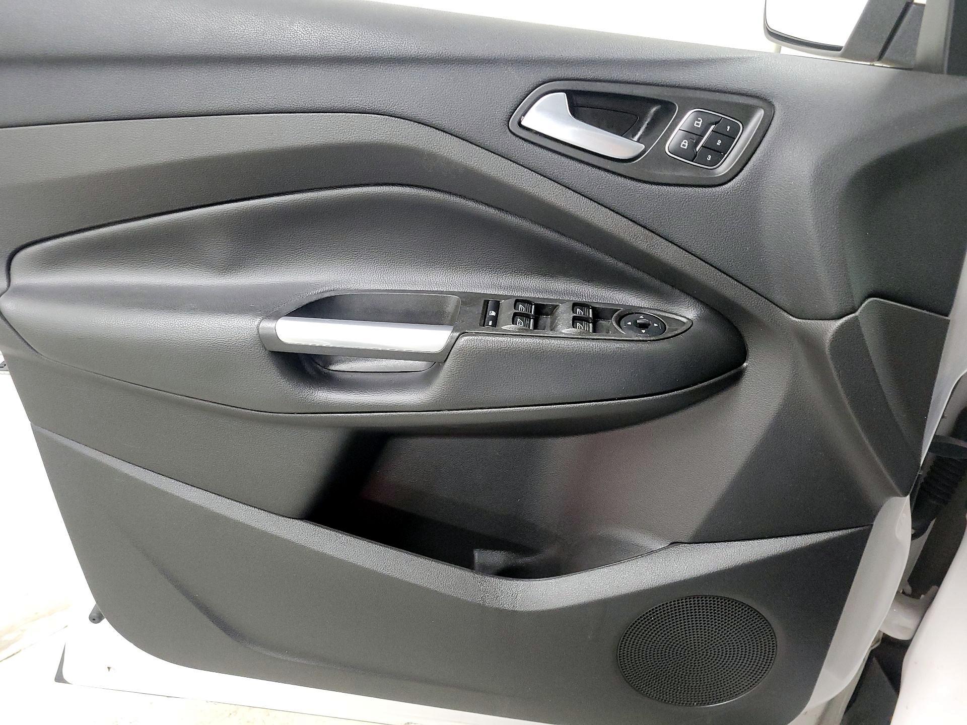 Thumbnail: 2018 Ford Escape - 12