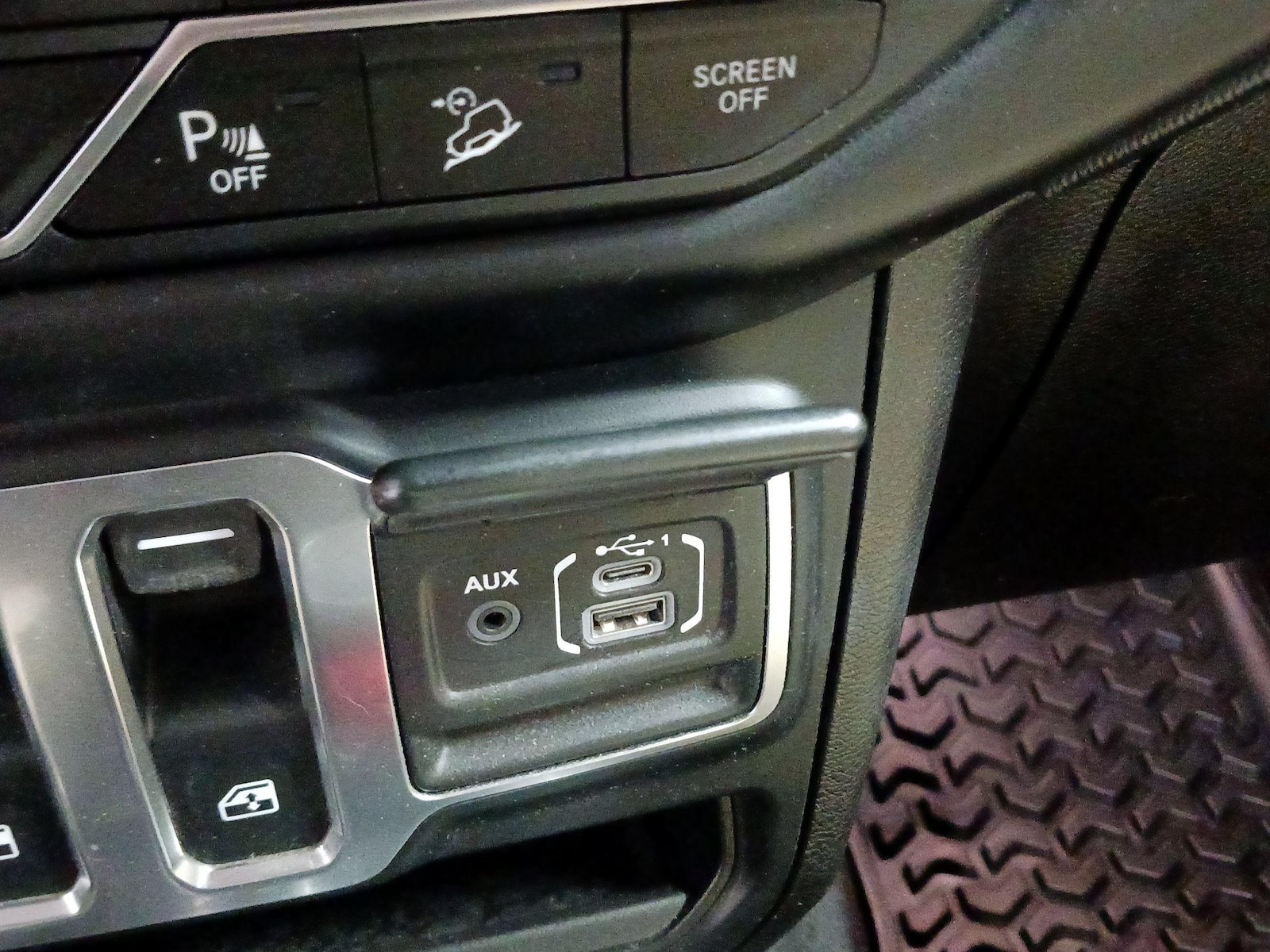 2020 Jeep Wrangler Black and Tan - Photo 19