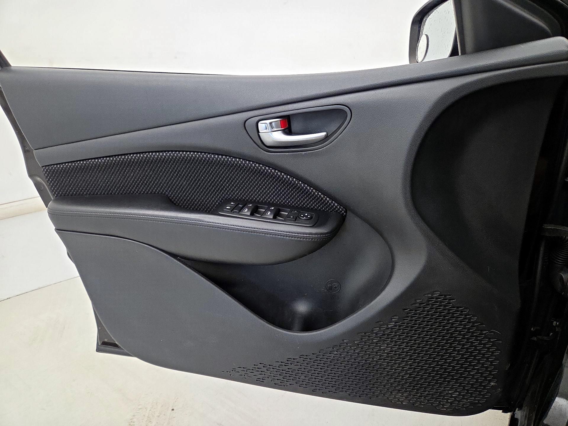 Thumbnail: 2015 Dodge Dart - 12