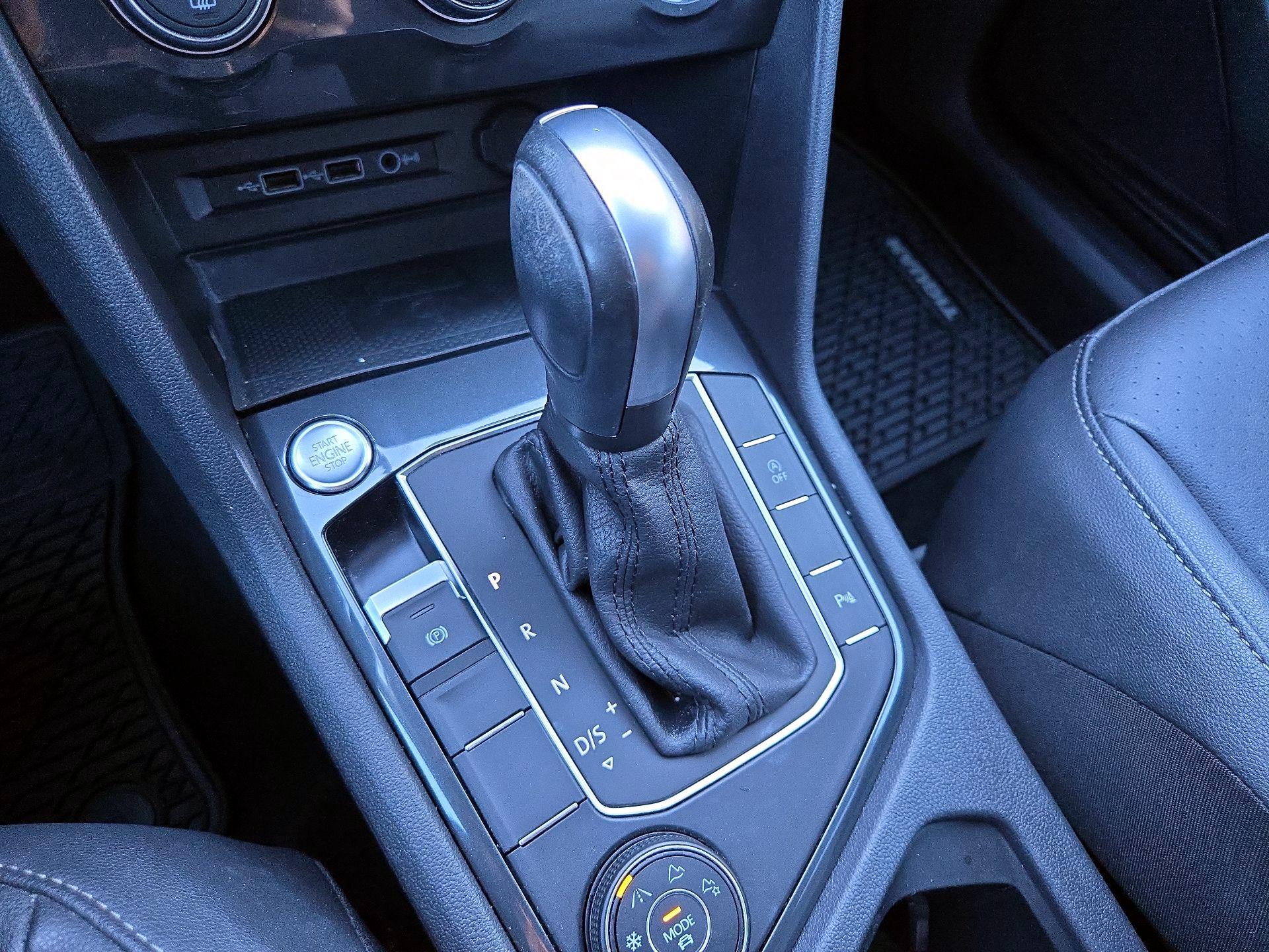 Thumbnail: 2020 Volkswagen Tiguan - 18