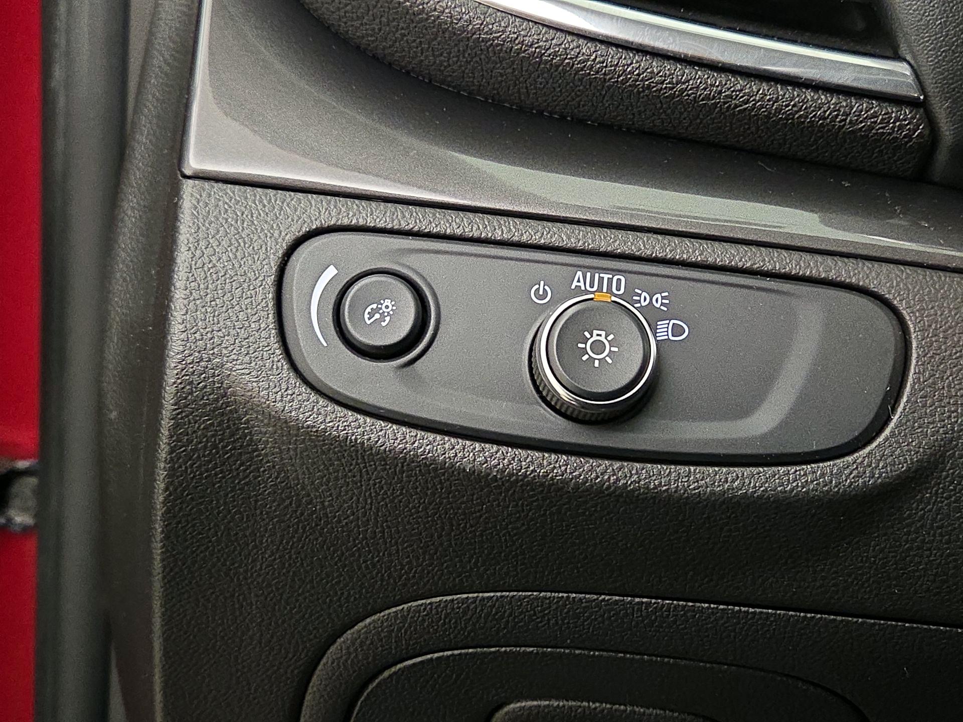 Thumbnail: 2017 Buick Encore - 13