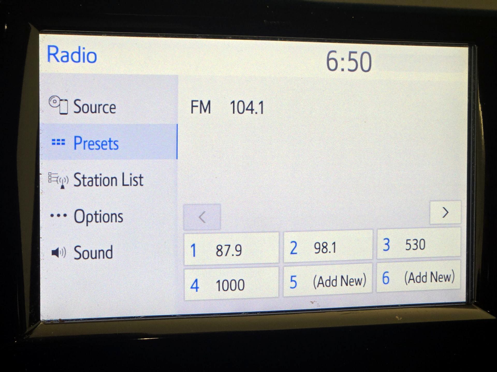 Thumbnail: 2018 Toyota Camry - 15