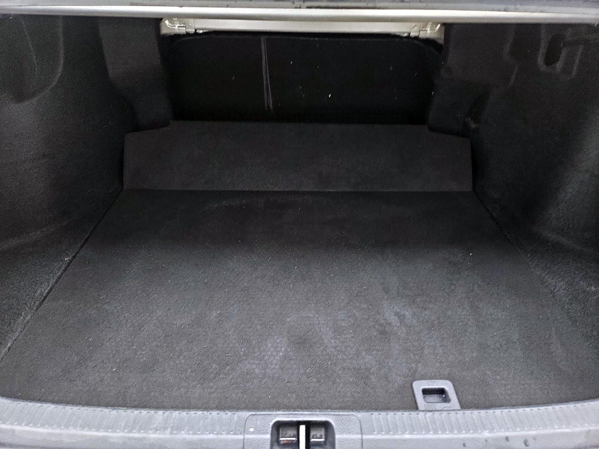 Thumbnail: 2018 Toyota Camry - 20