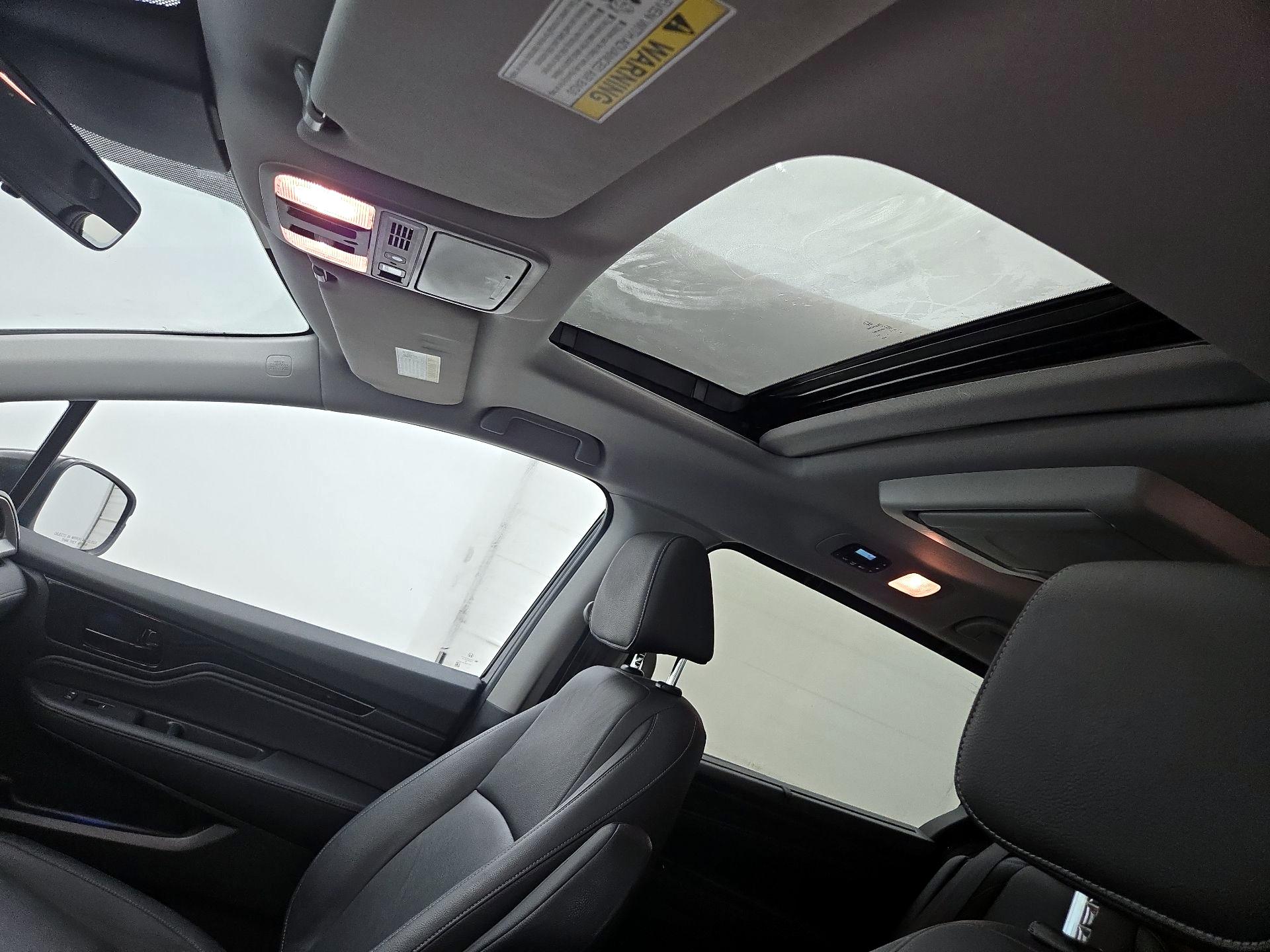 Thumbnail: 2023 Honda Odyssey - 20