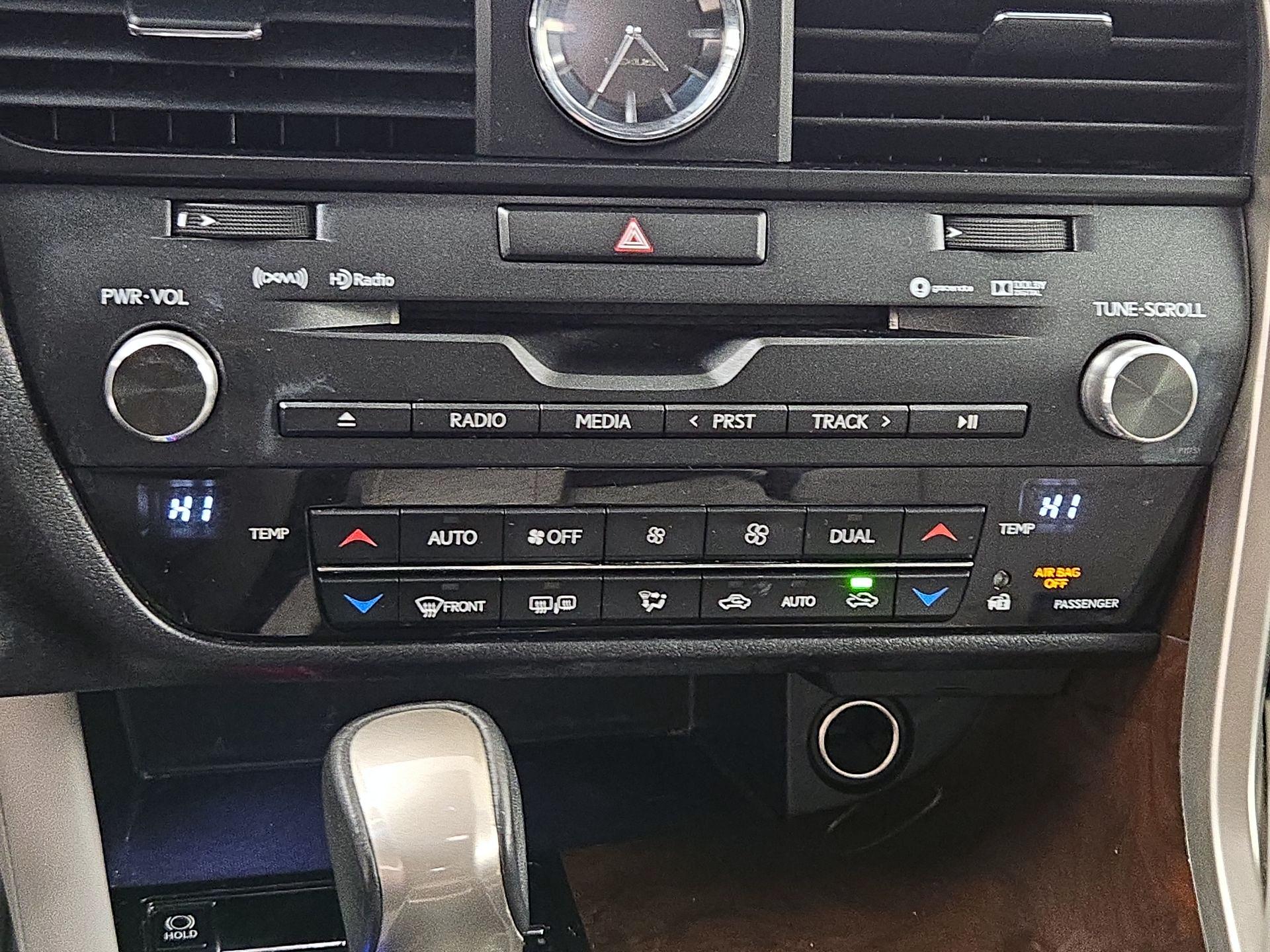 Thumbnail: 2019 Lexus RX - 17