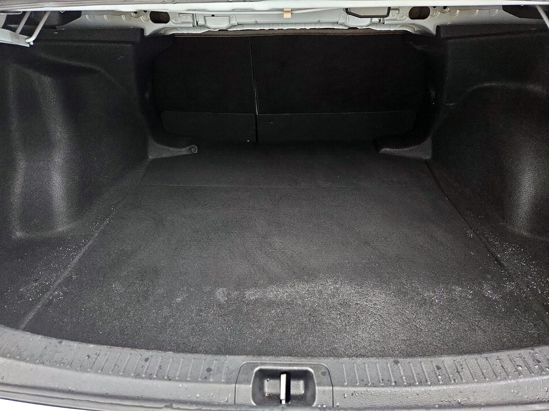 Thumbnail: 2023 Toyota Corolla - 20