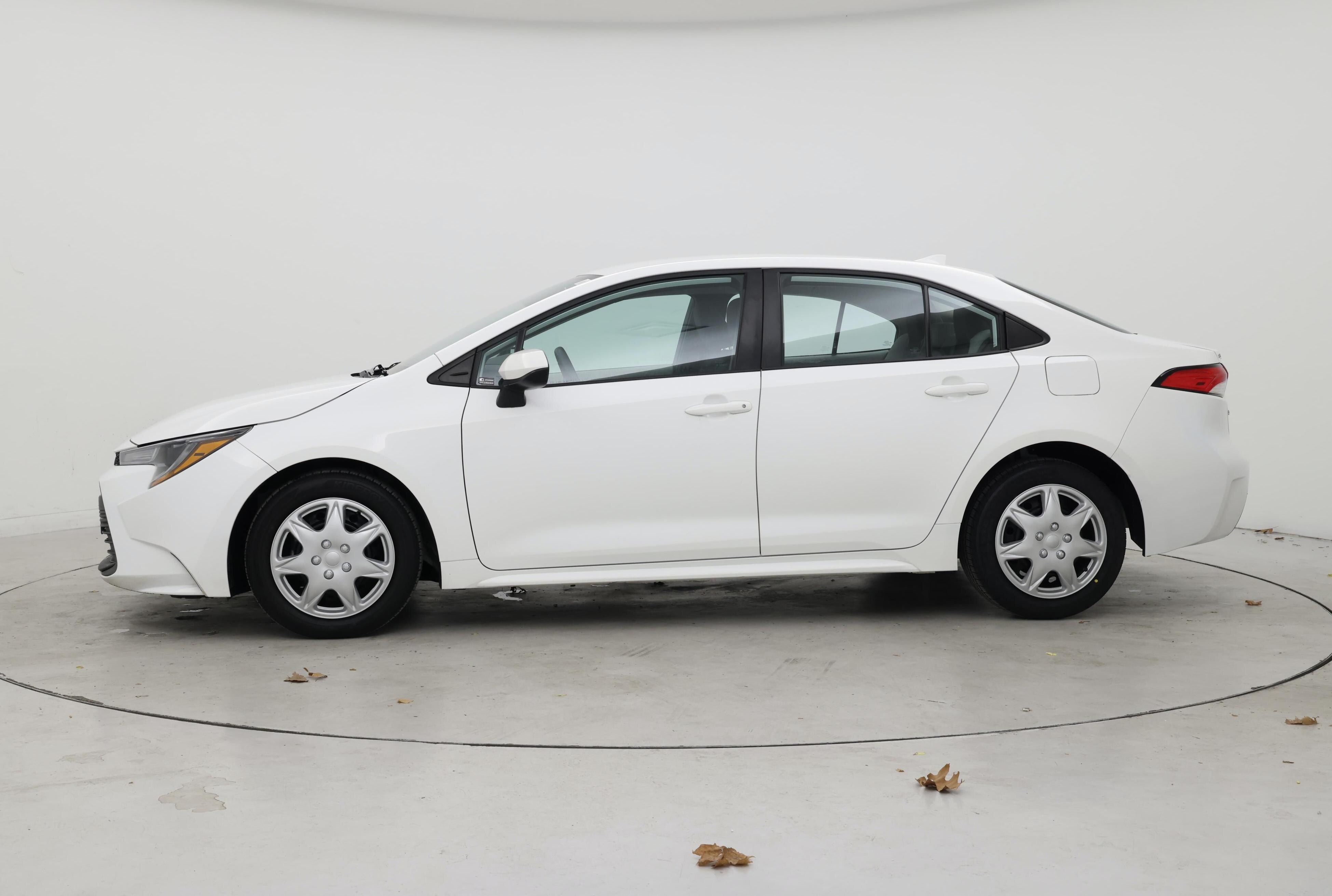 Thumbnail: 2023 Toyota Corolla - 3