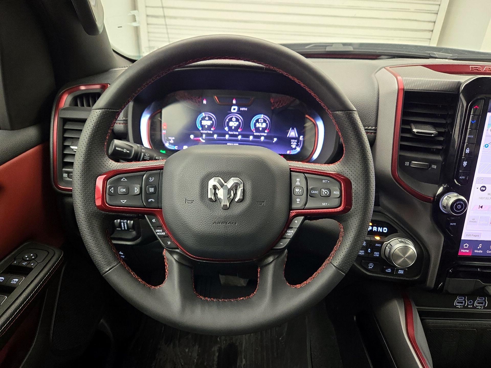 Thumbnail: 2025 RAM 1500 - 10