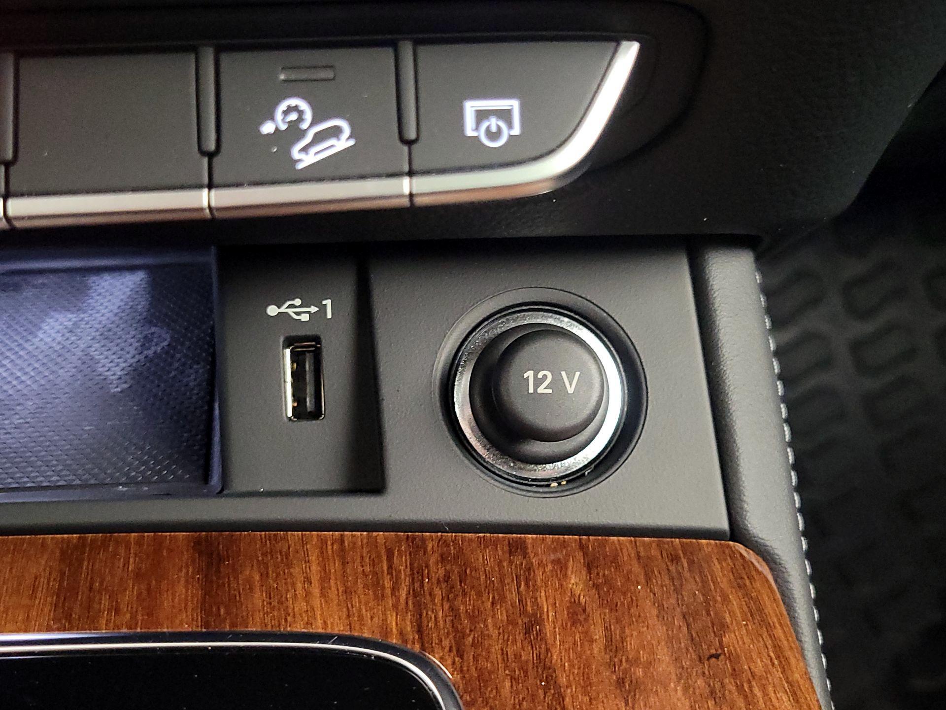 Thumbnail: 2023 Audi Q5 - 18