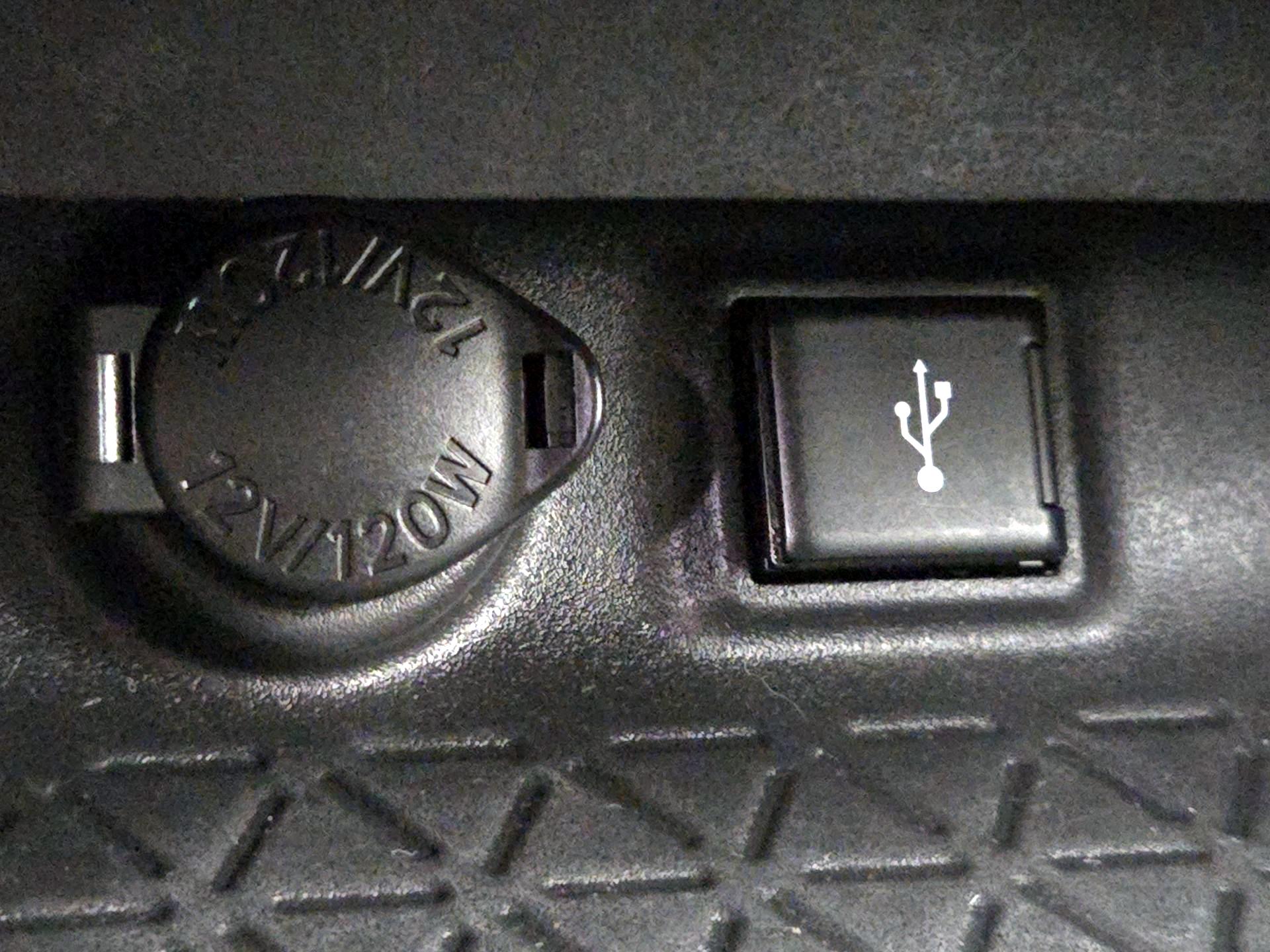 Thumbnail: 2020 Toyota RAV4 - 18