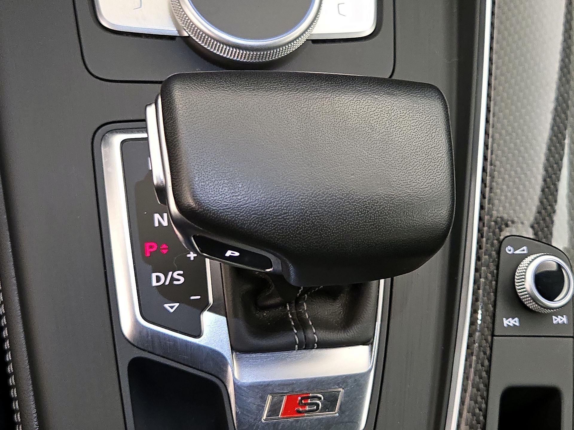 Thumbnail: 2018 Audi S5 - 18