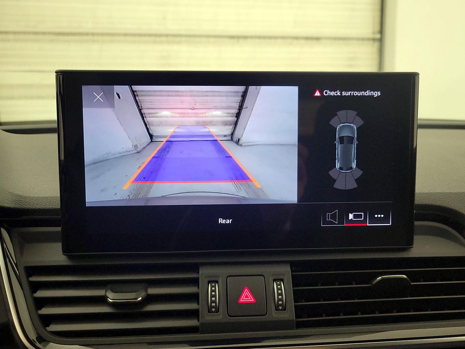 Thumbnail: 2023 Audi Q5 - 14