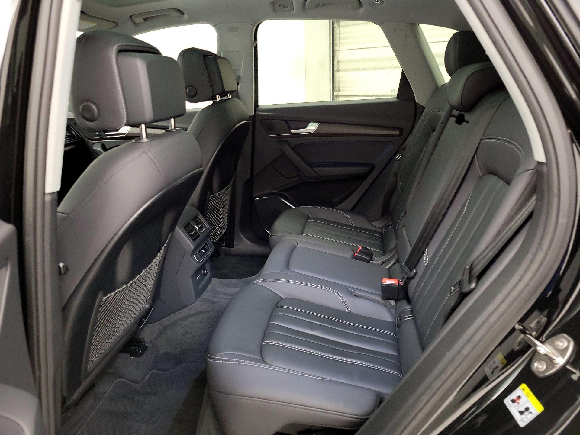 Thumbnail: 2023 Audi Q5 - 20