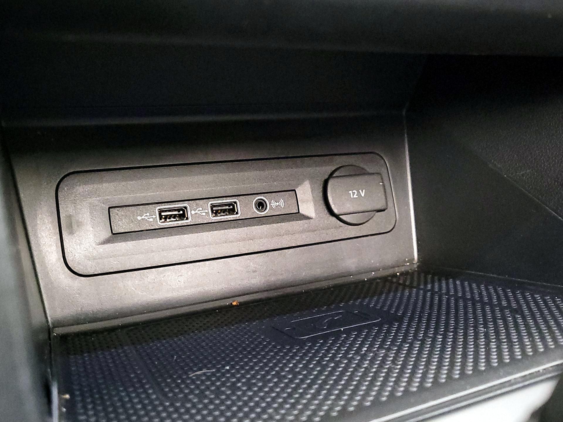 Thumbnail: 2020 Volkswagen Atlas - 18