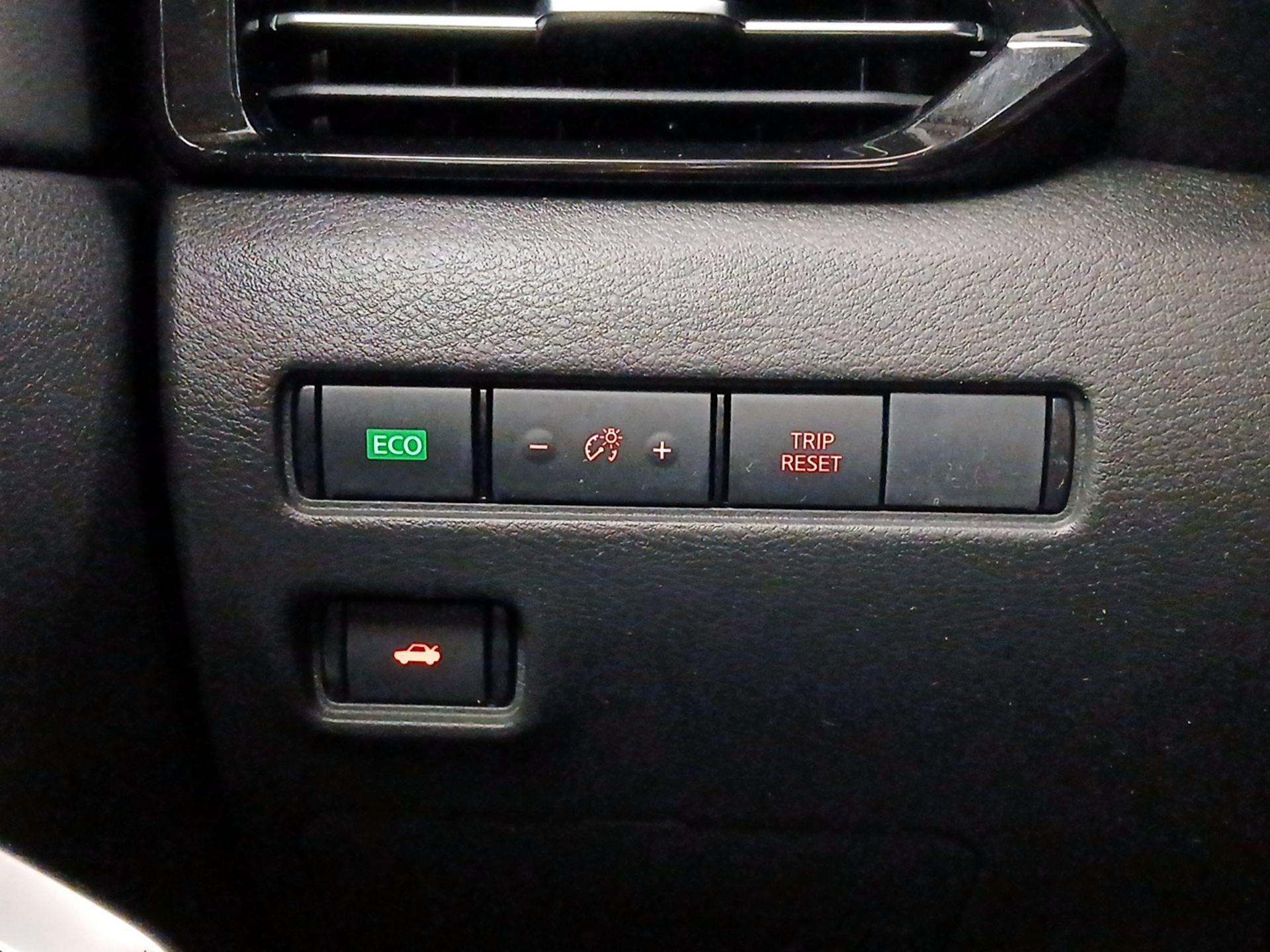 Thumbnail: 2023 Nissan Sentra - 13